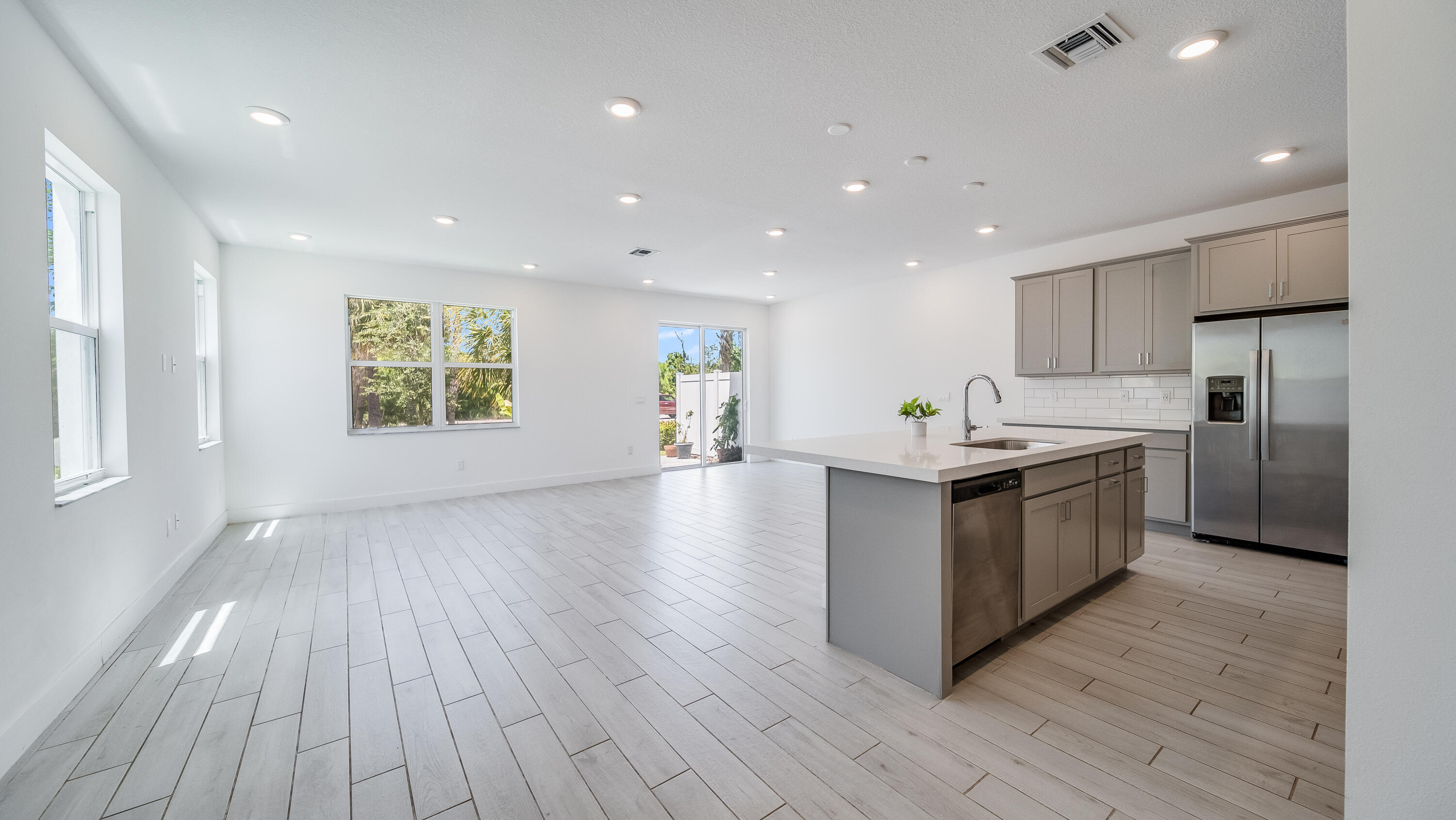 241 Preserve Trail N
