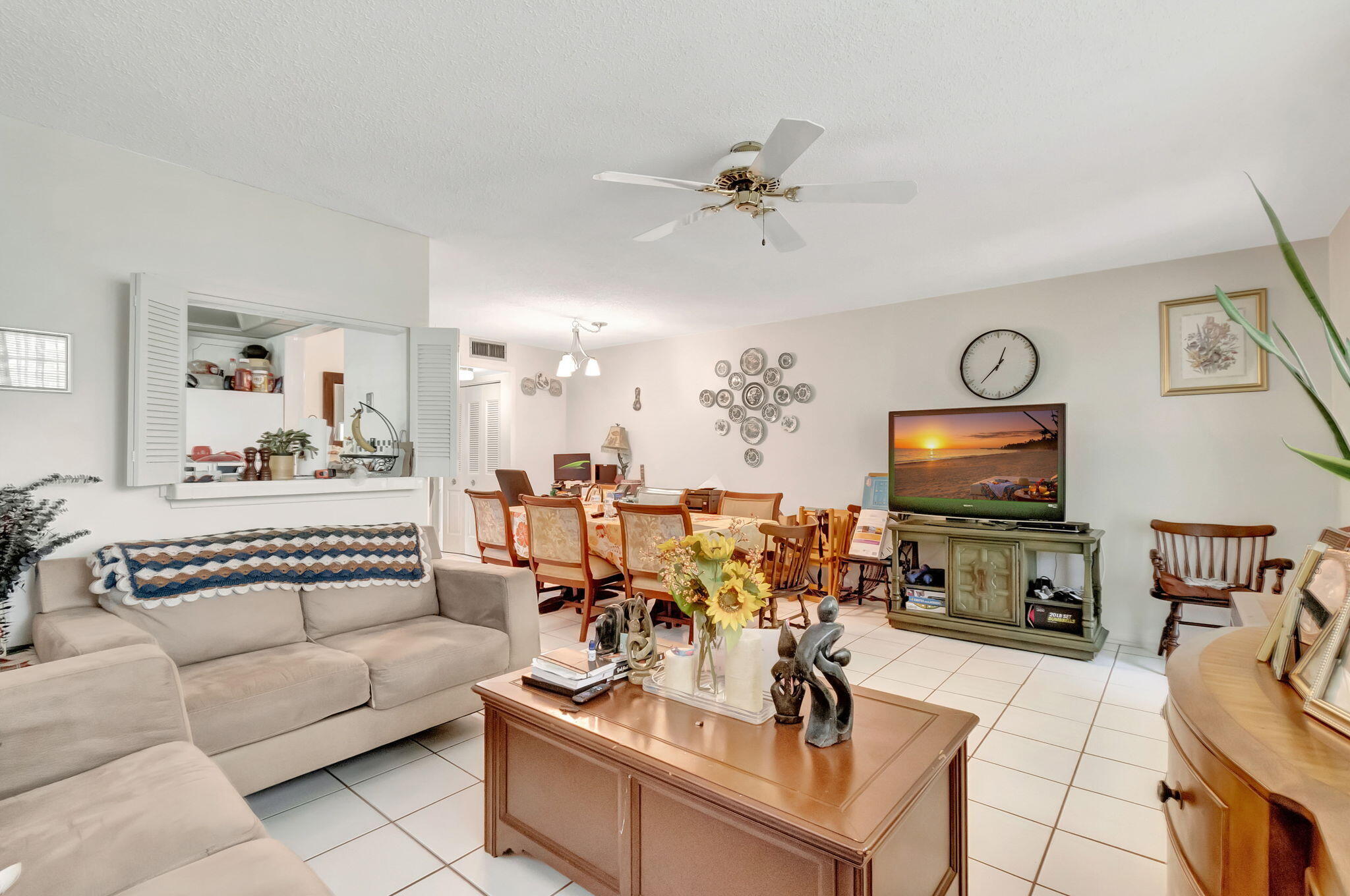393 Northampton S