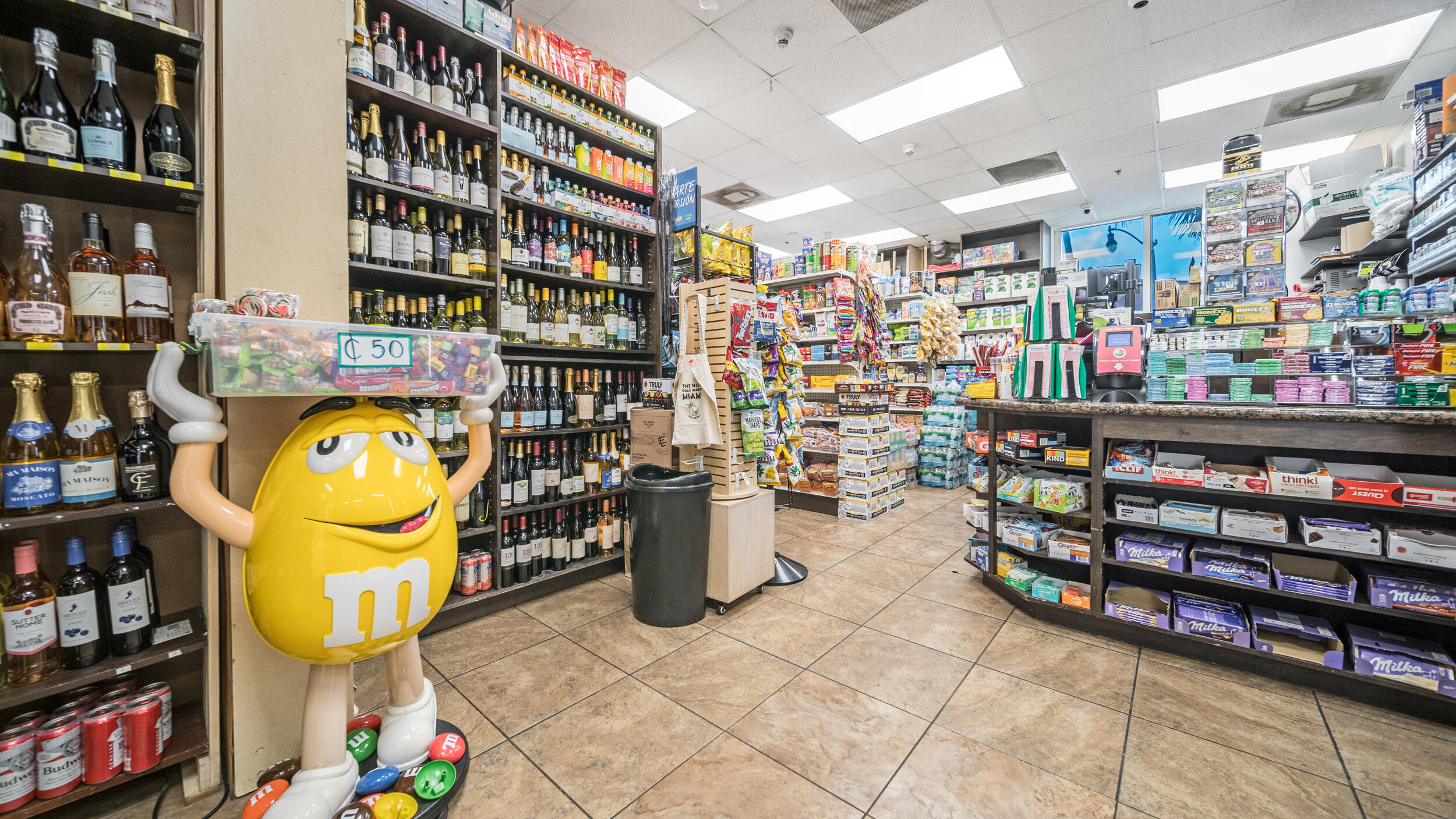 1900 N Bayshore Drive 612
