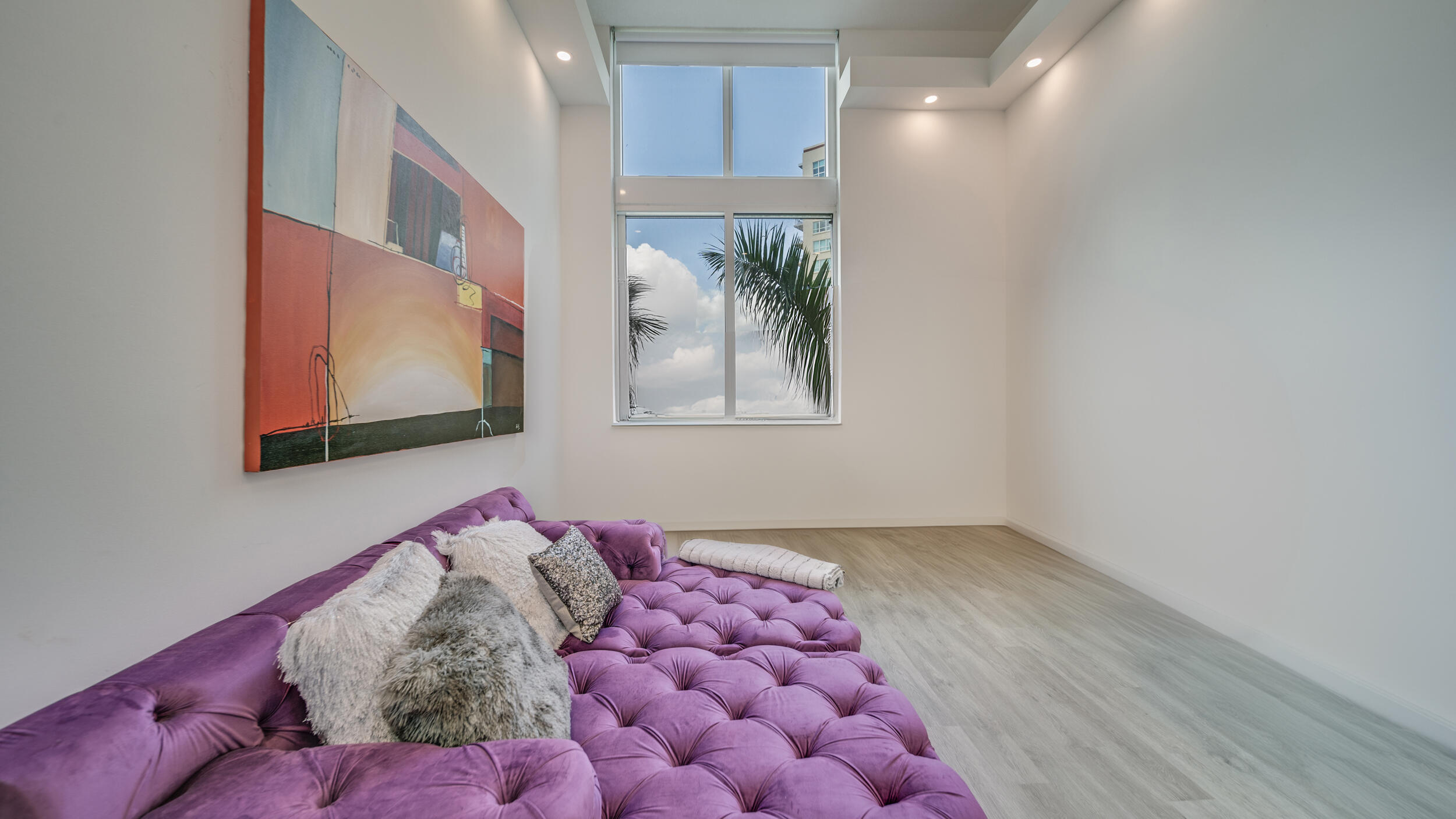 1900 N Bayshore Drive 612