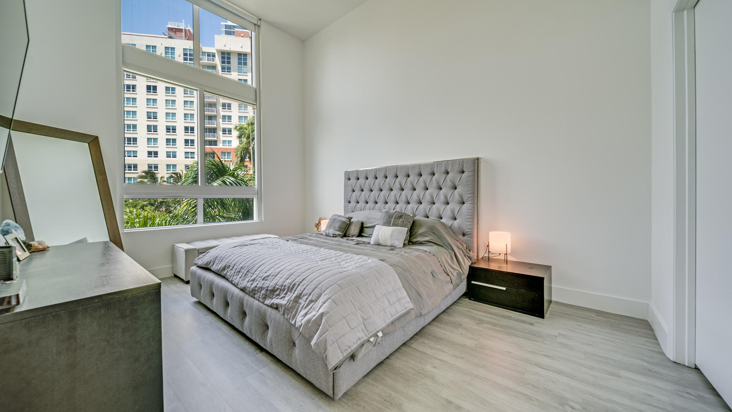 1900 N Bayshore Drive 612