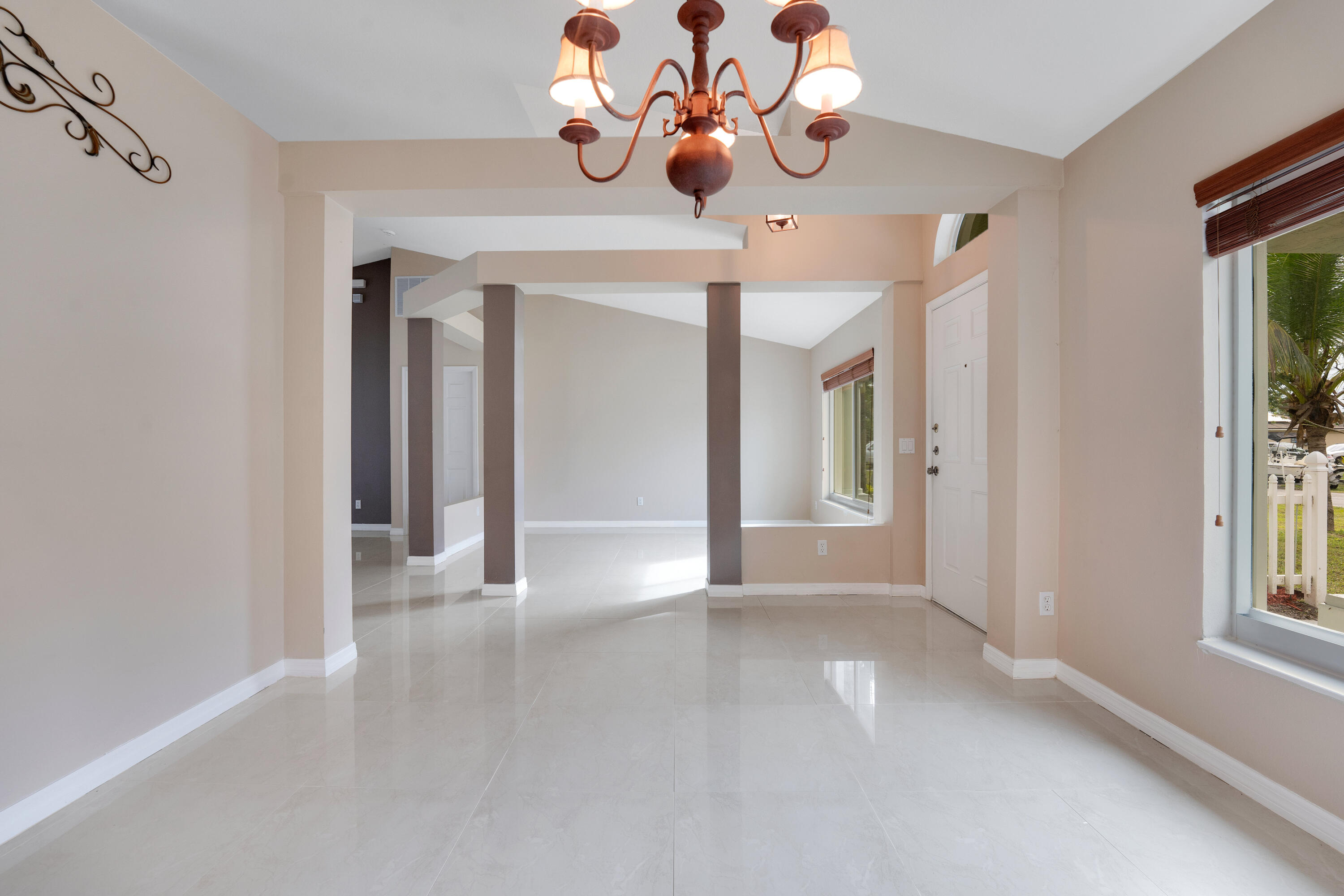 1231 SE Naples Lane, Port St. Lucie