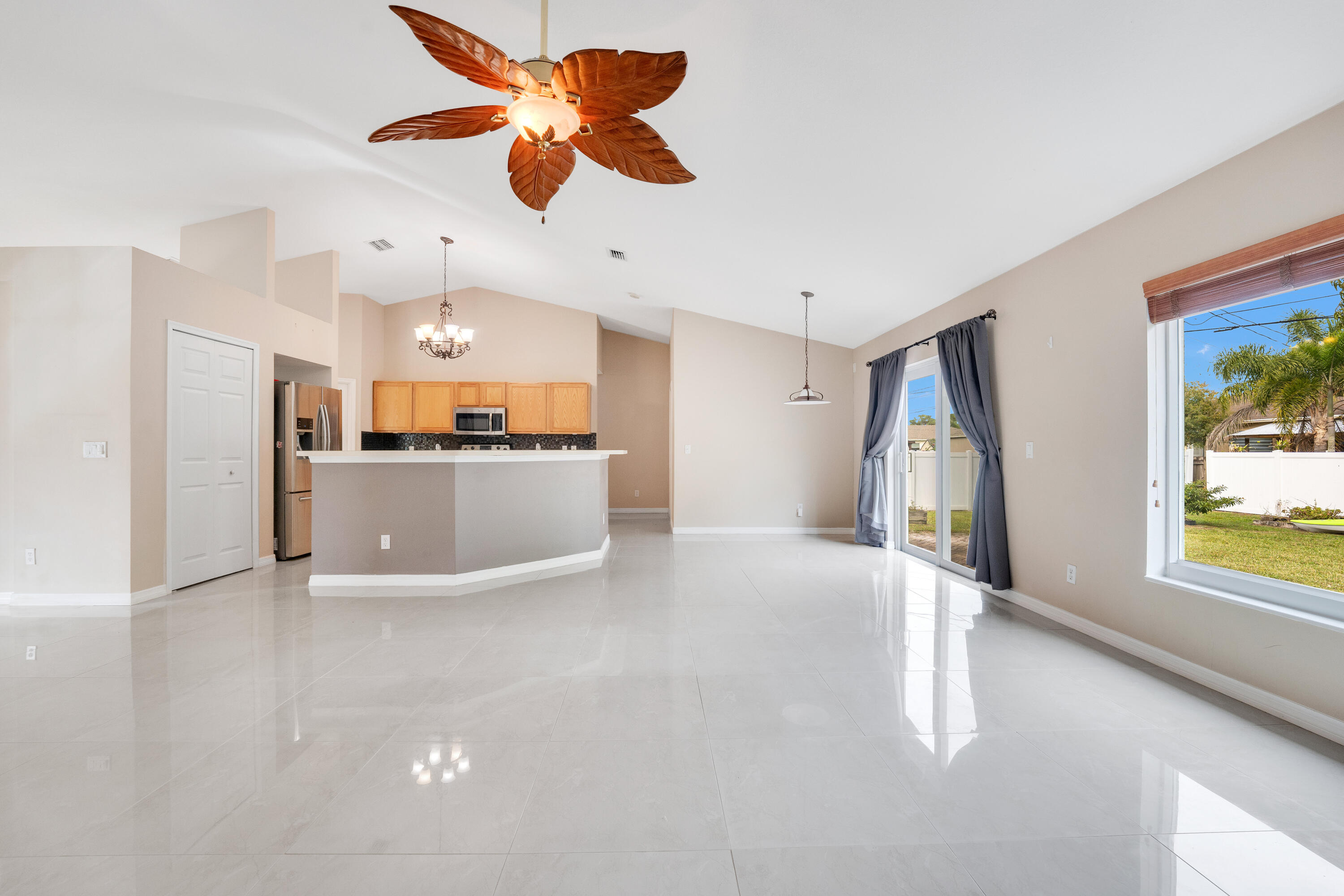 1231 SE Naples Lane, Port St. Lucie
