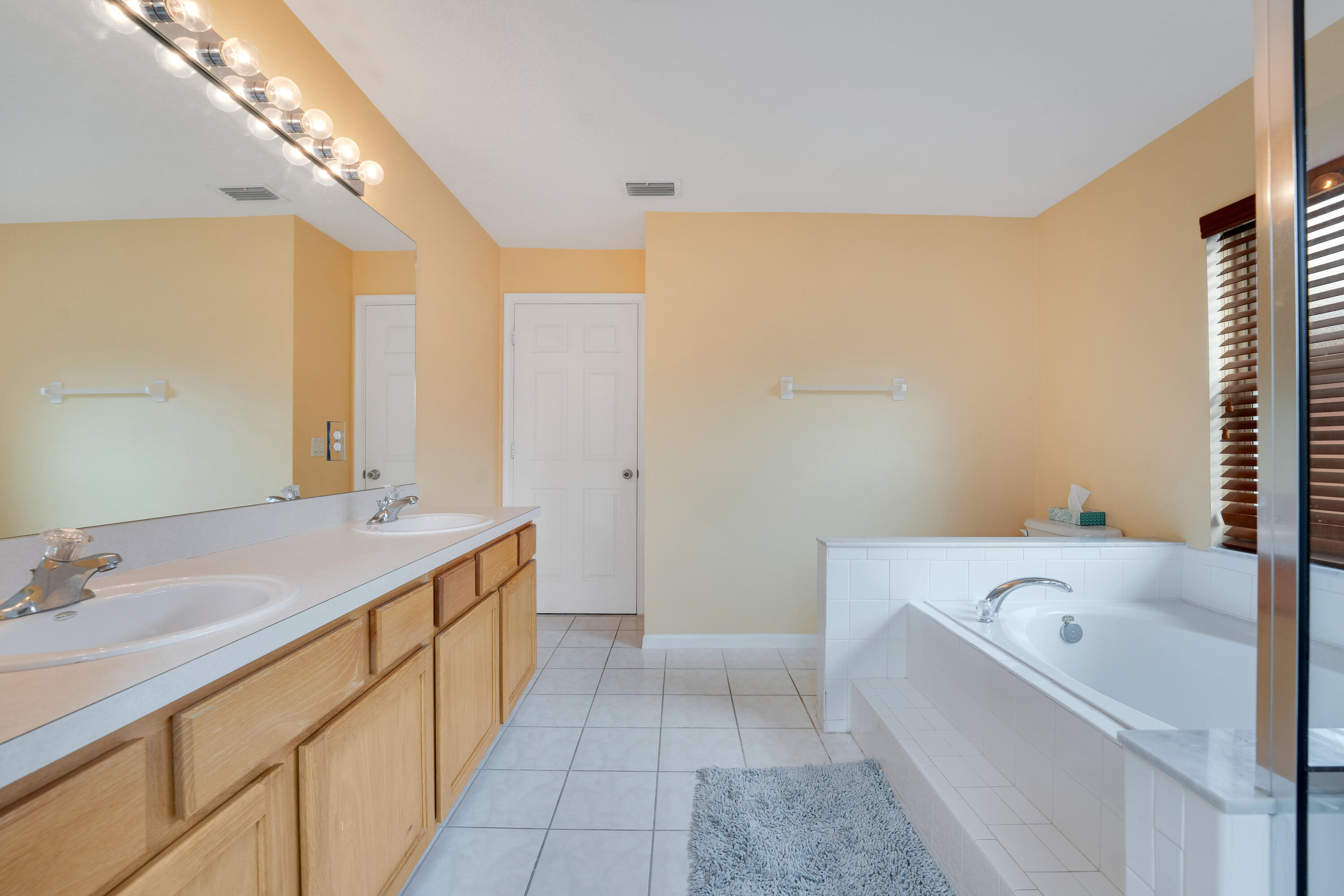 1231 SE Naples Lane, Port St. Lucie