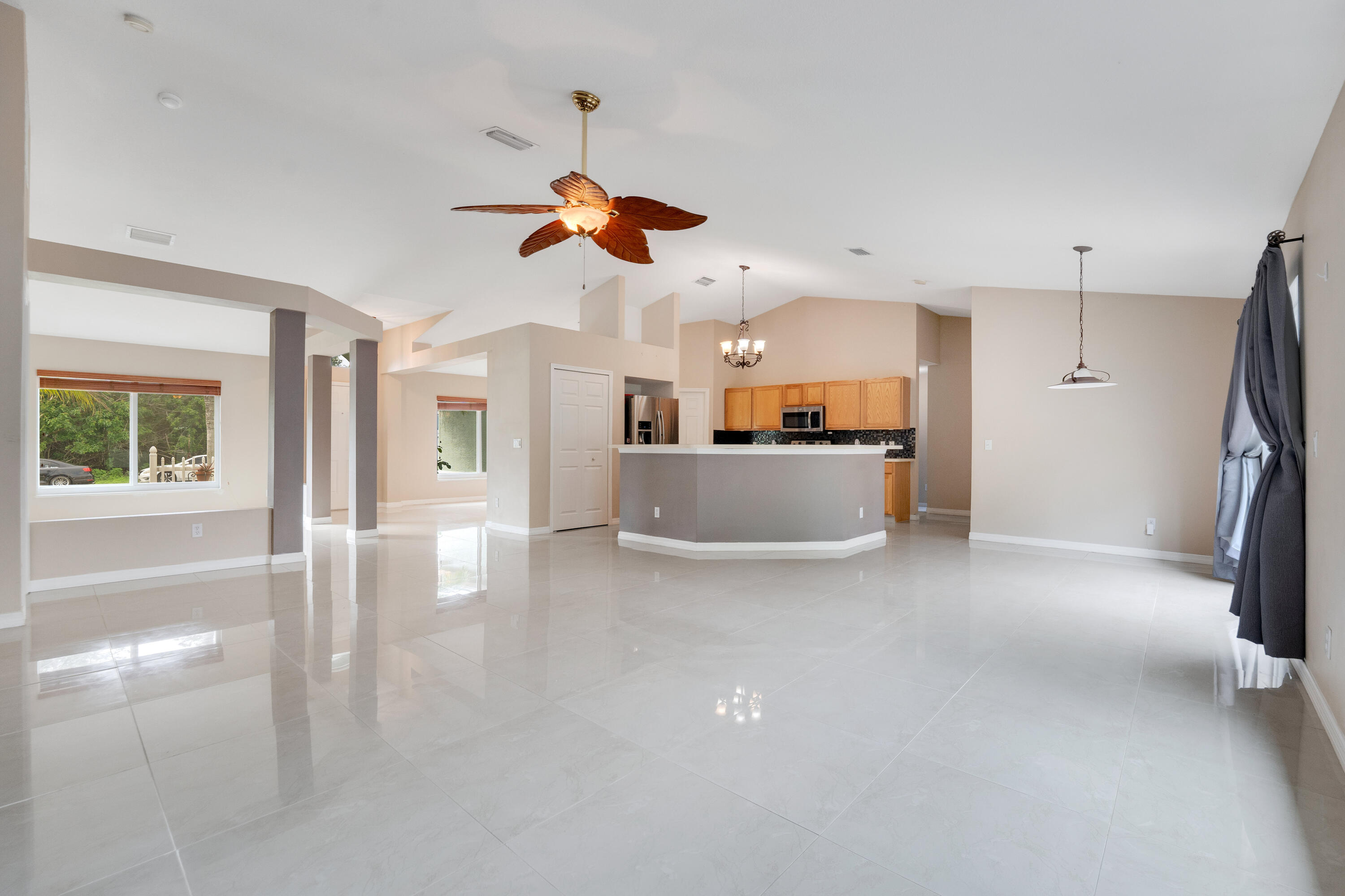 1231 SE Naples Lane, Port St. Lucie