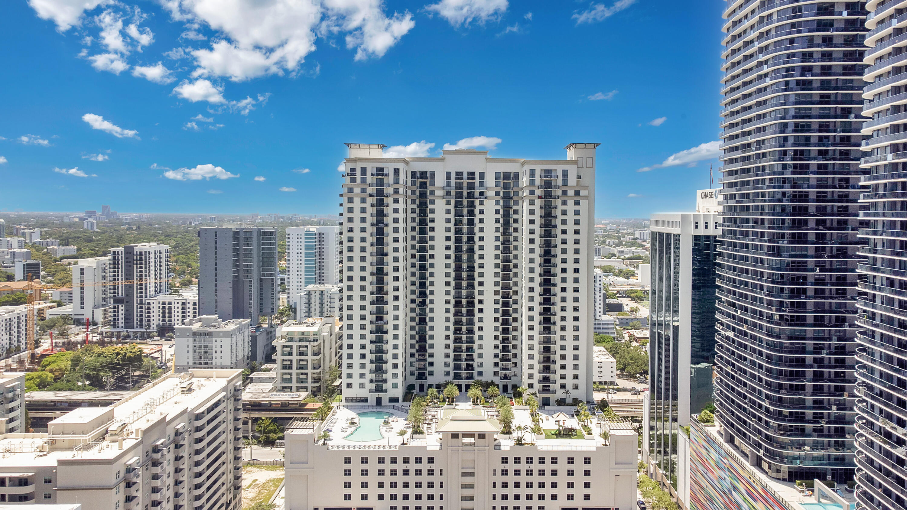 999 SW 1st Avenue 1605