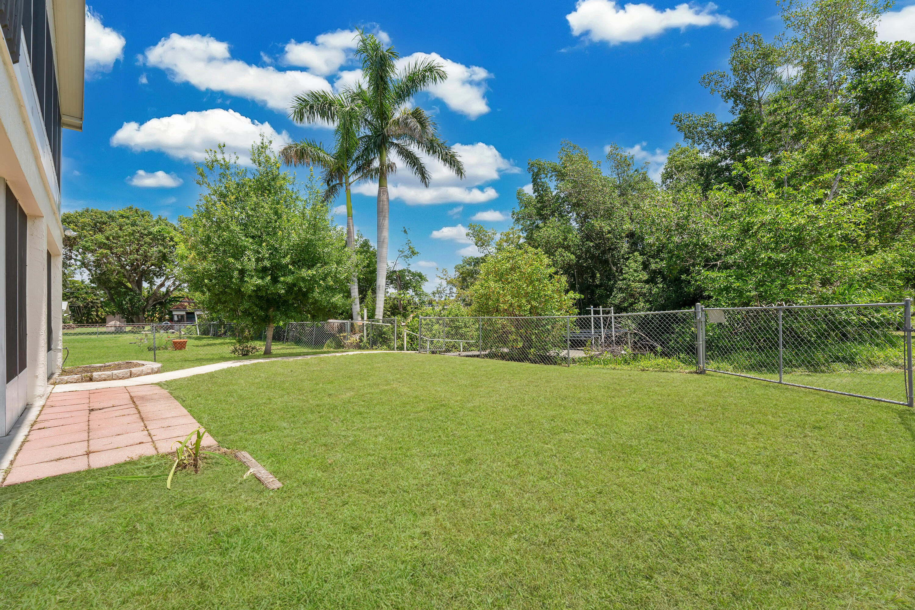 1106 Harbor Drive