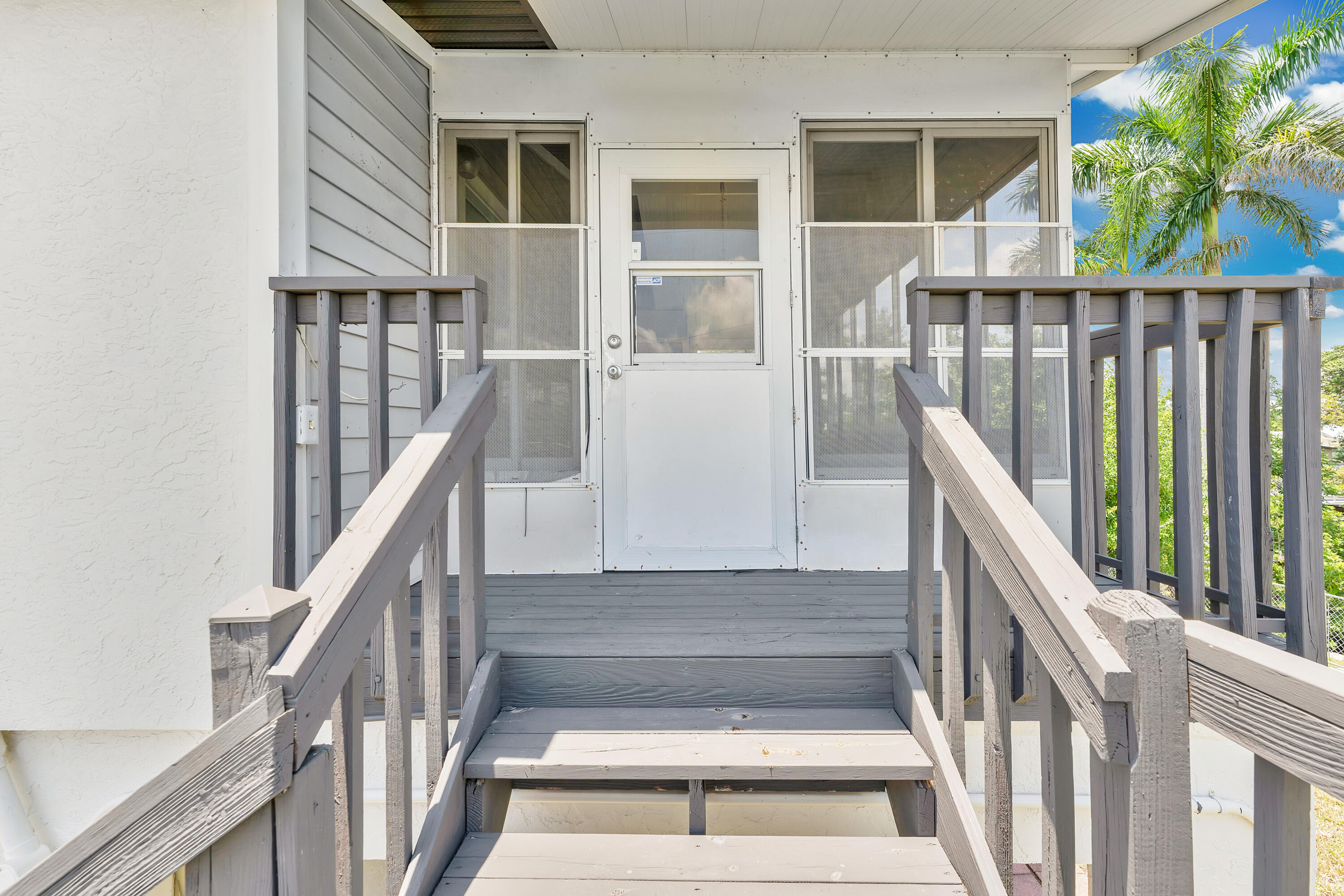 1106 Harbor Drive