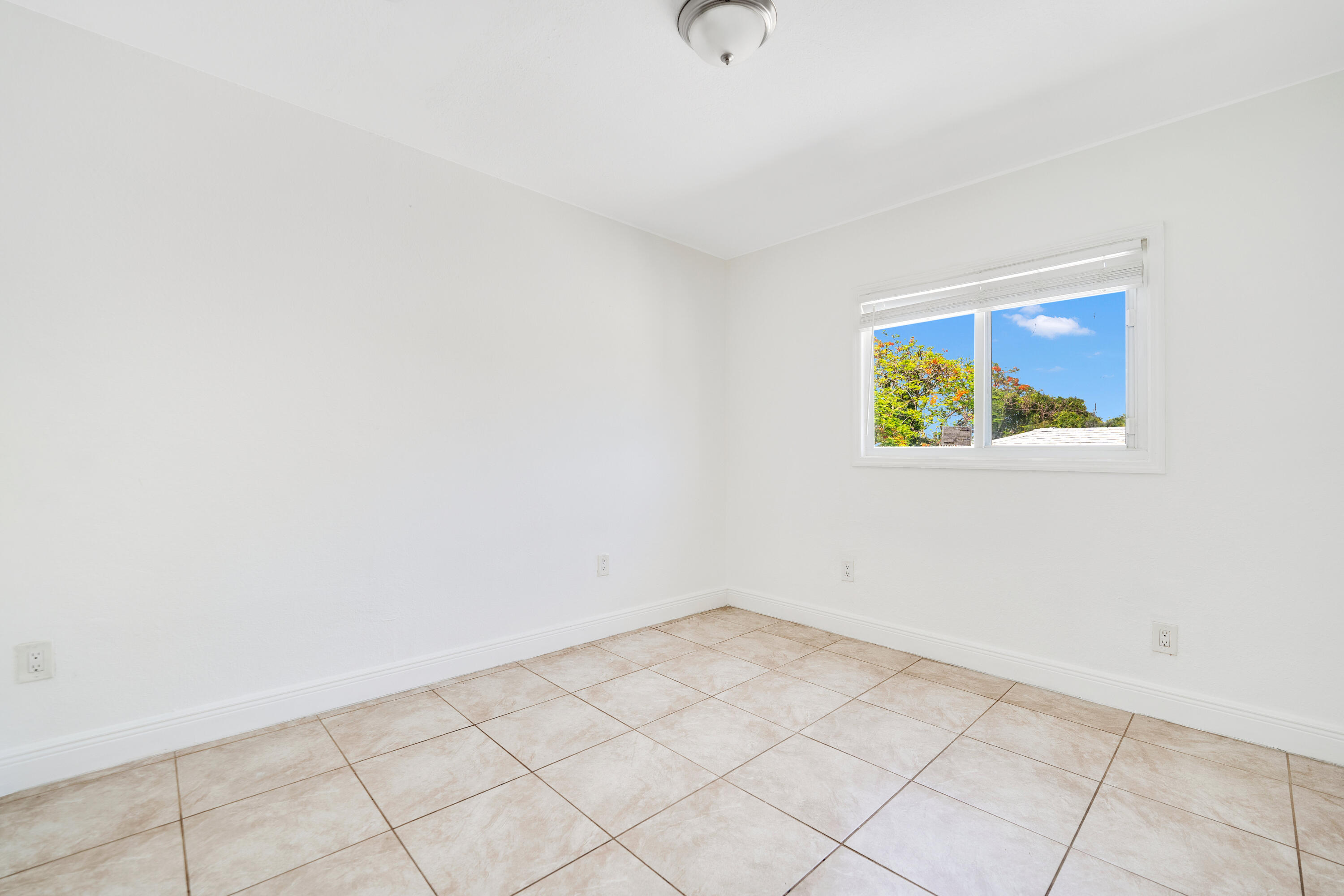 275 NW 81st Street 277