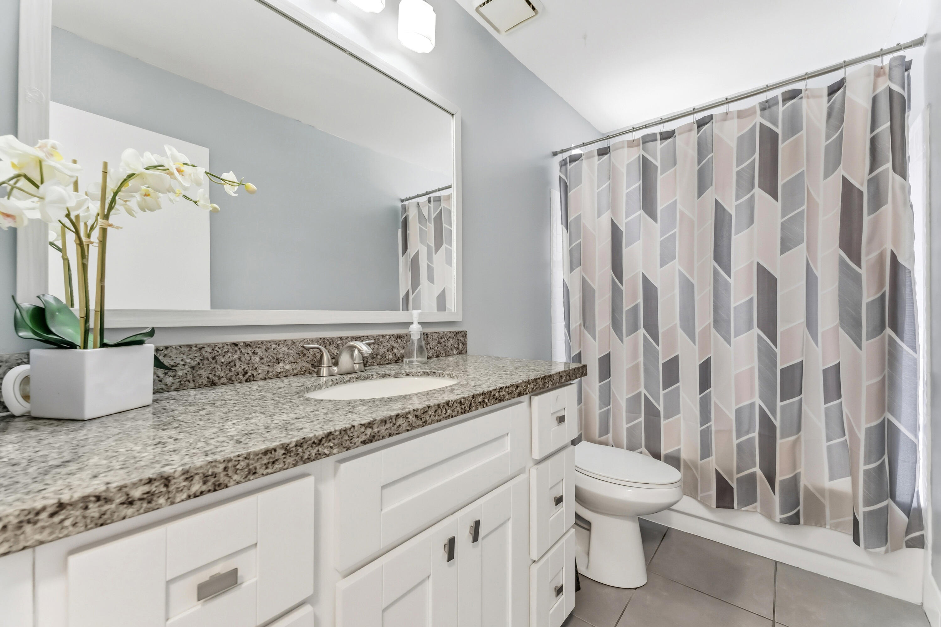 180 NW 118th Drive