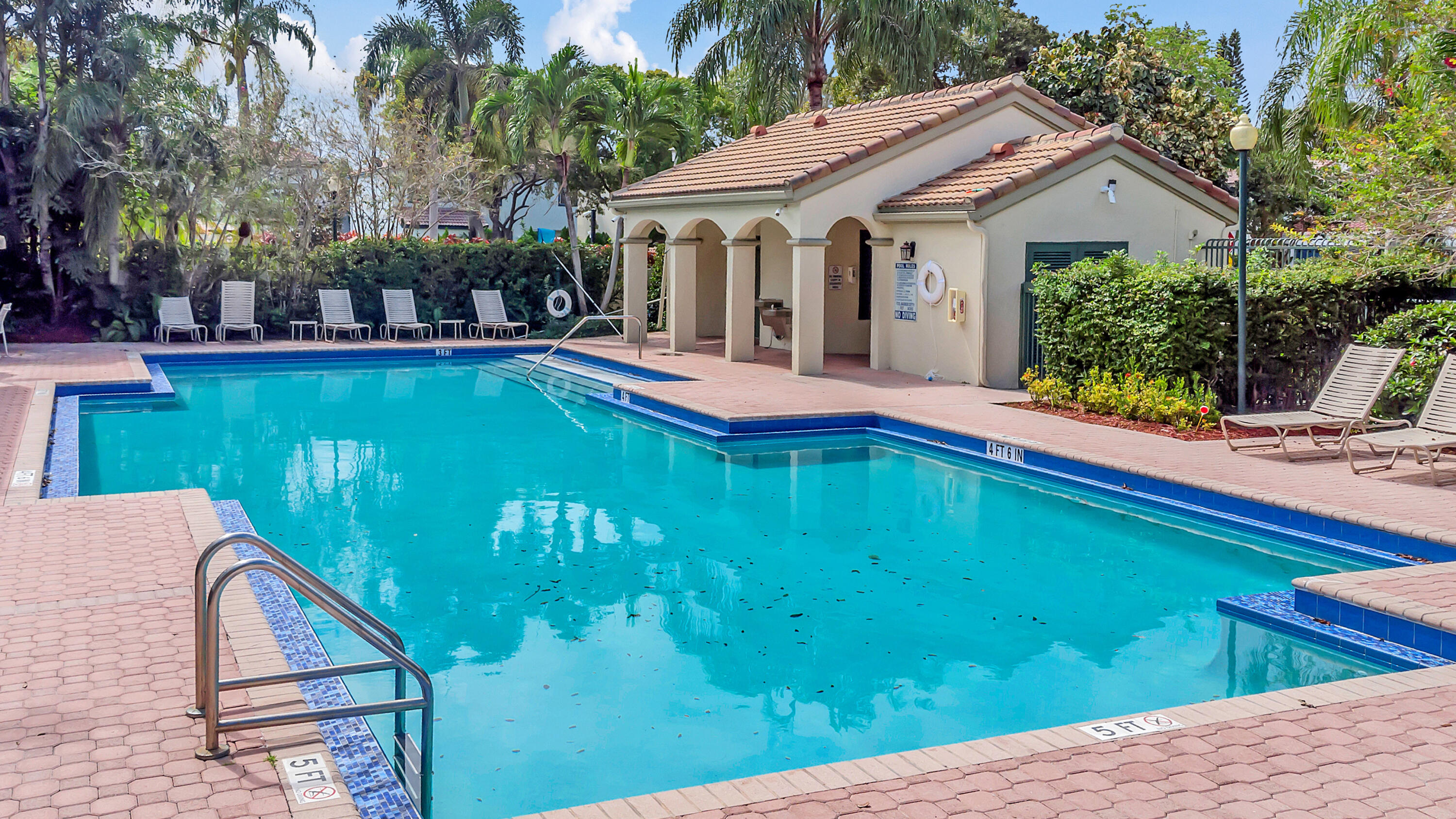 180 NW 118th Drive