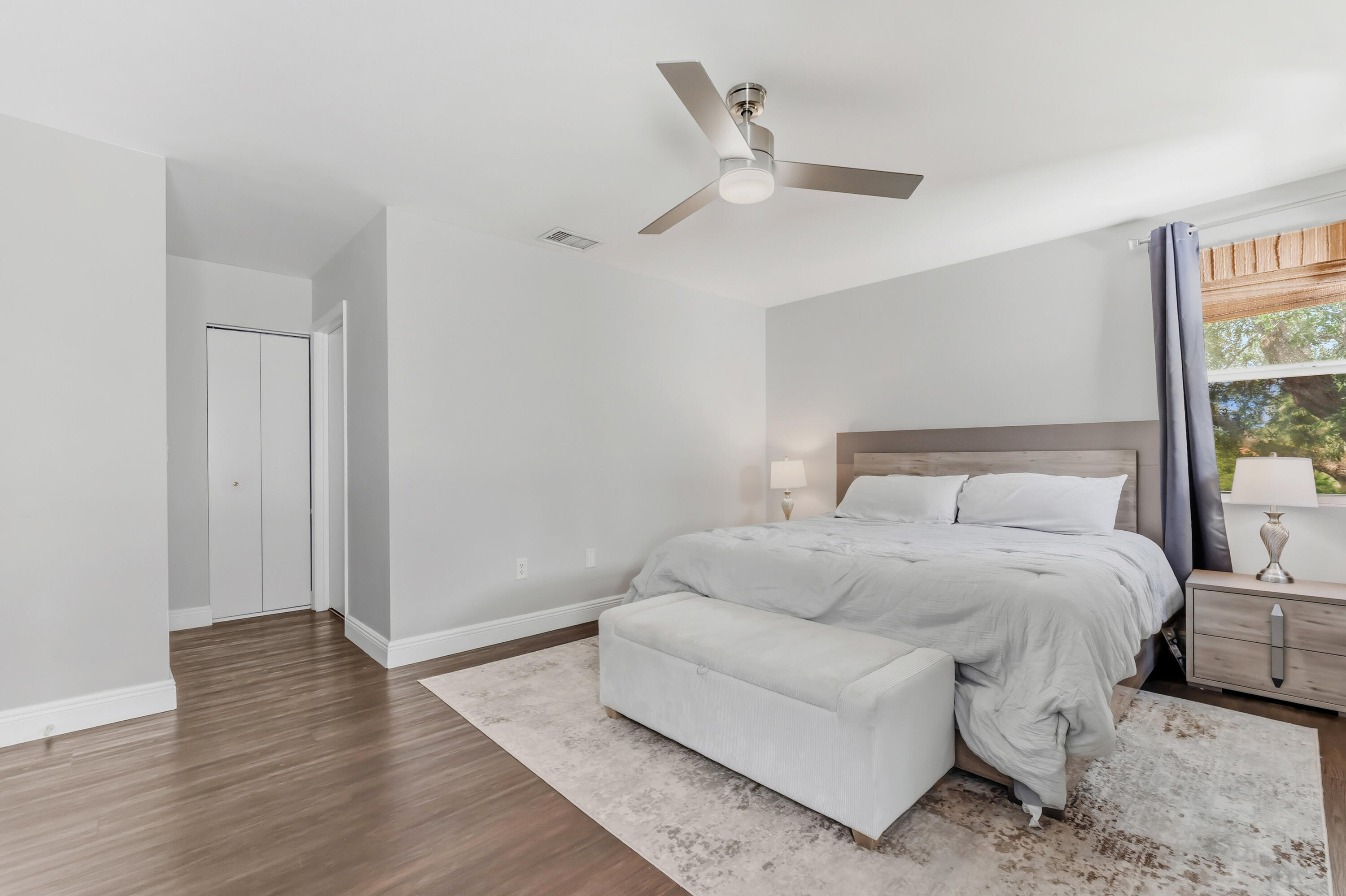 180 NW 118th Drive