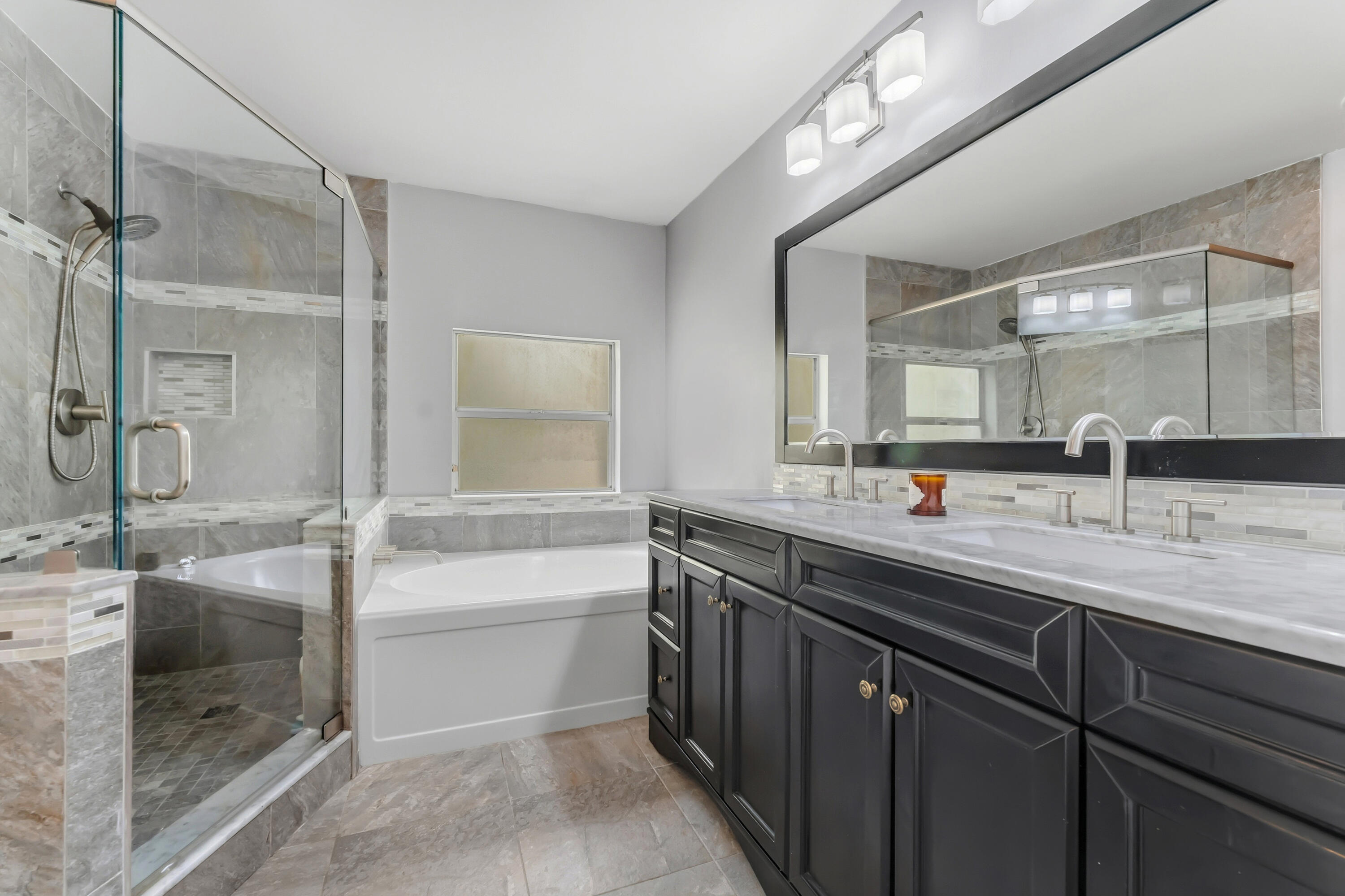 180 NW 118th Drive