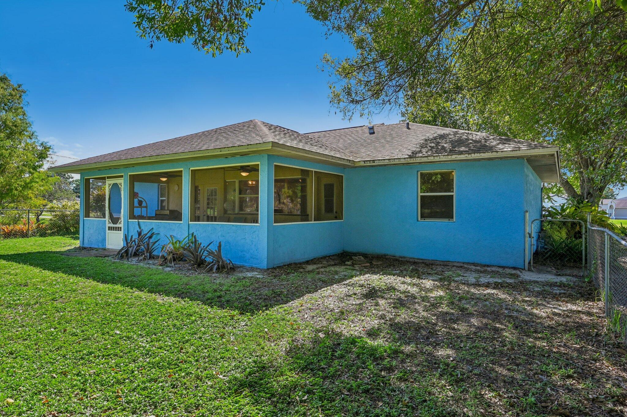 2099 SW Janette Avenue, Port St. Lucie