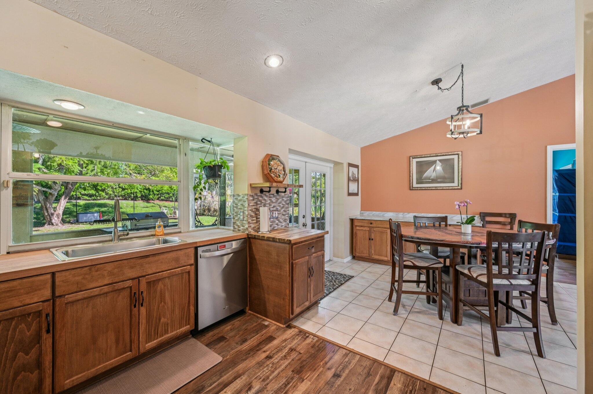 2099 SW Janette Avenue, Port St. Lucie