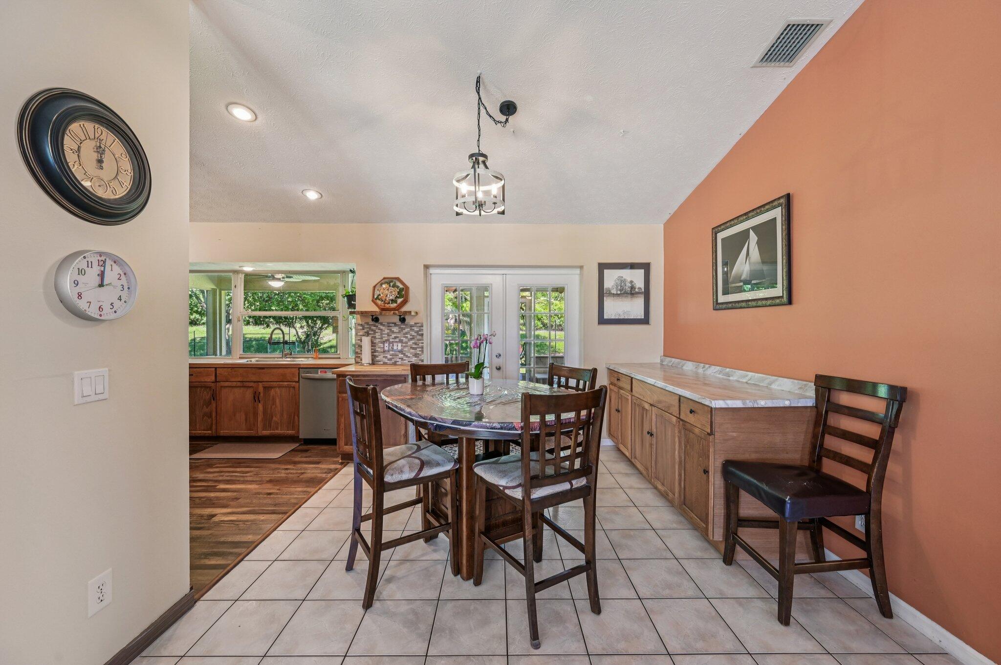 2099 SW Janette Avenue, Port St. Lucie