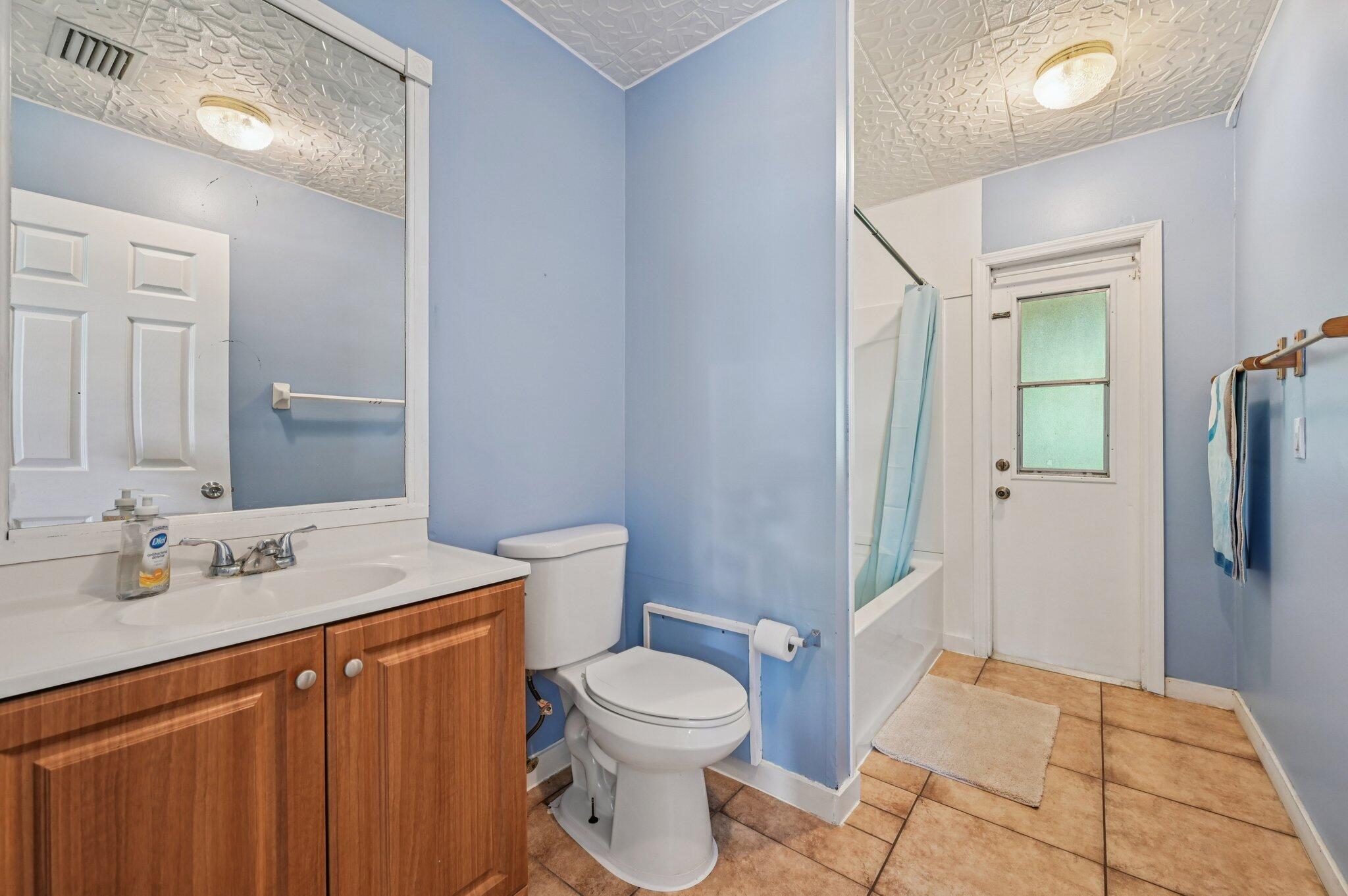 2099 SW Janette Avenue, Port St. Lucie