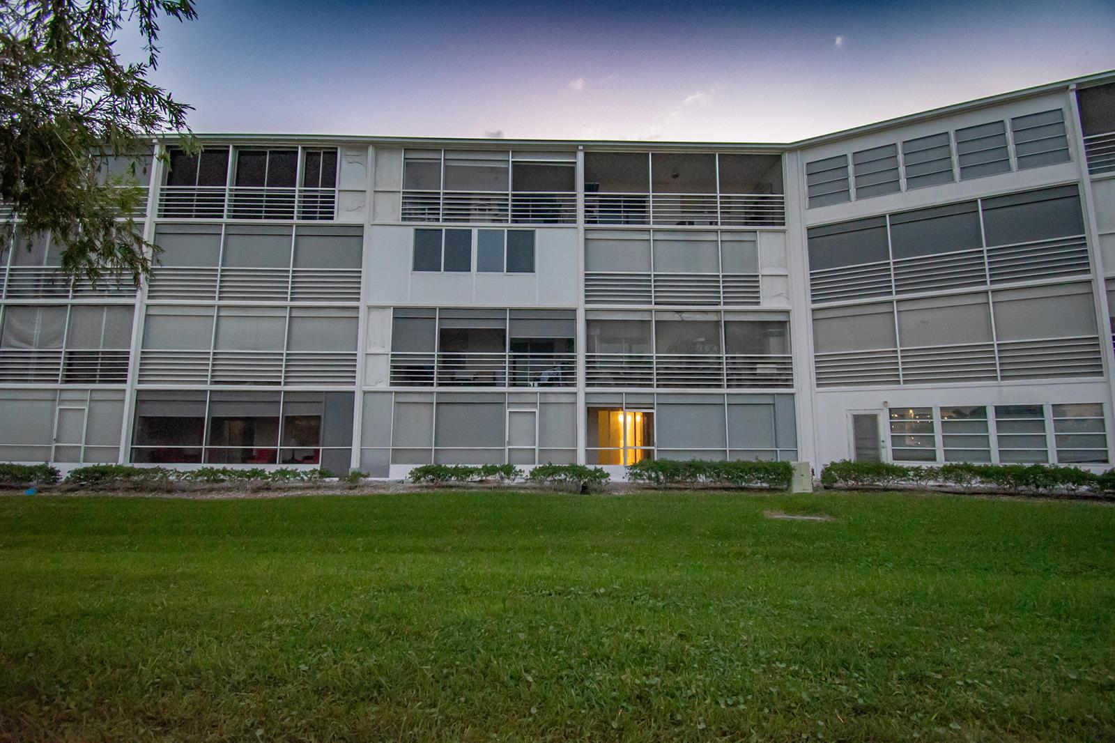 1006 Guildford A