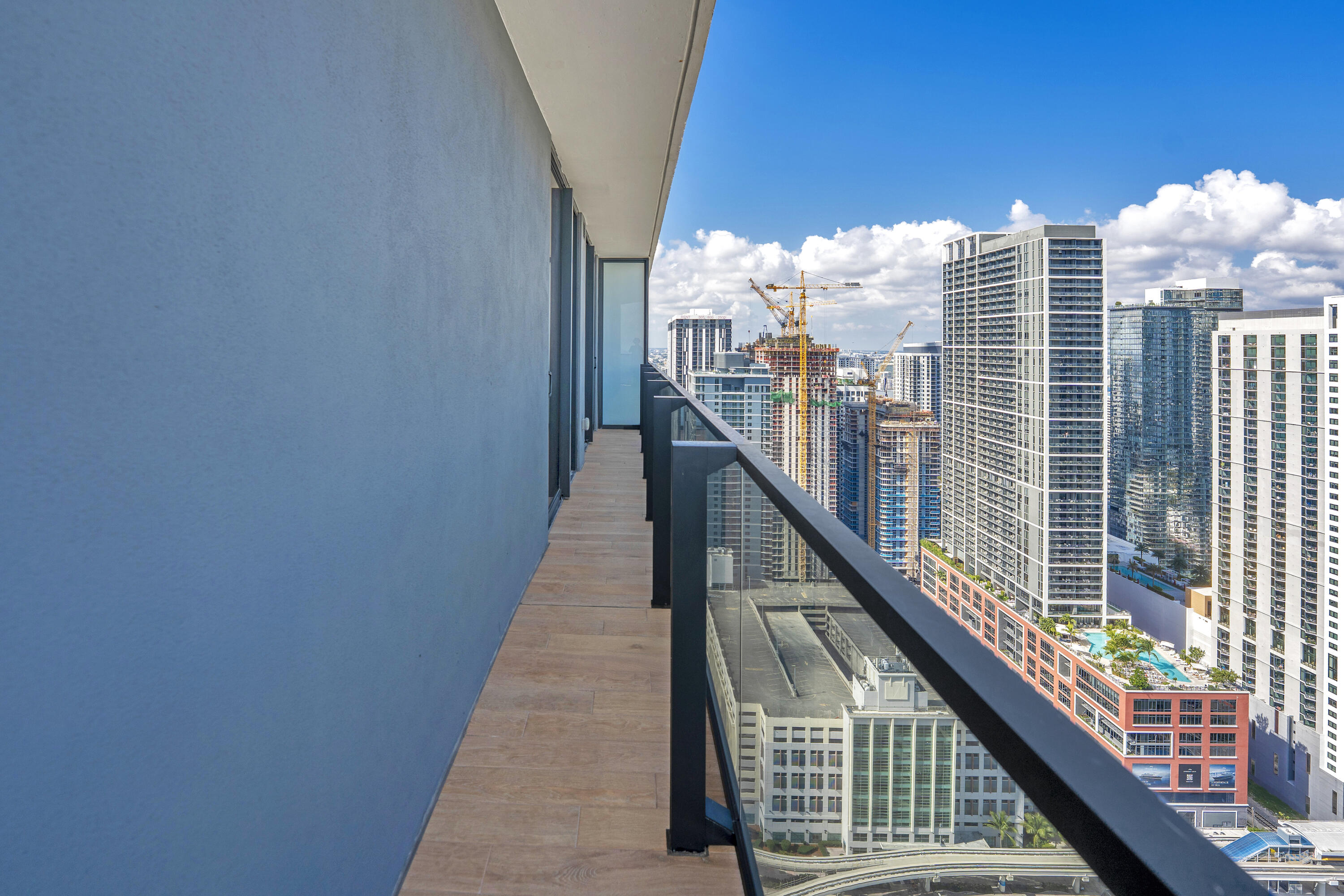 398 NE 5th Street 3709