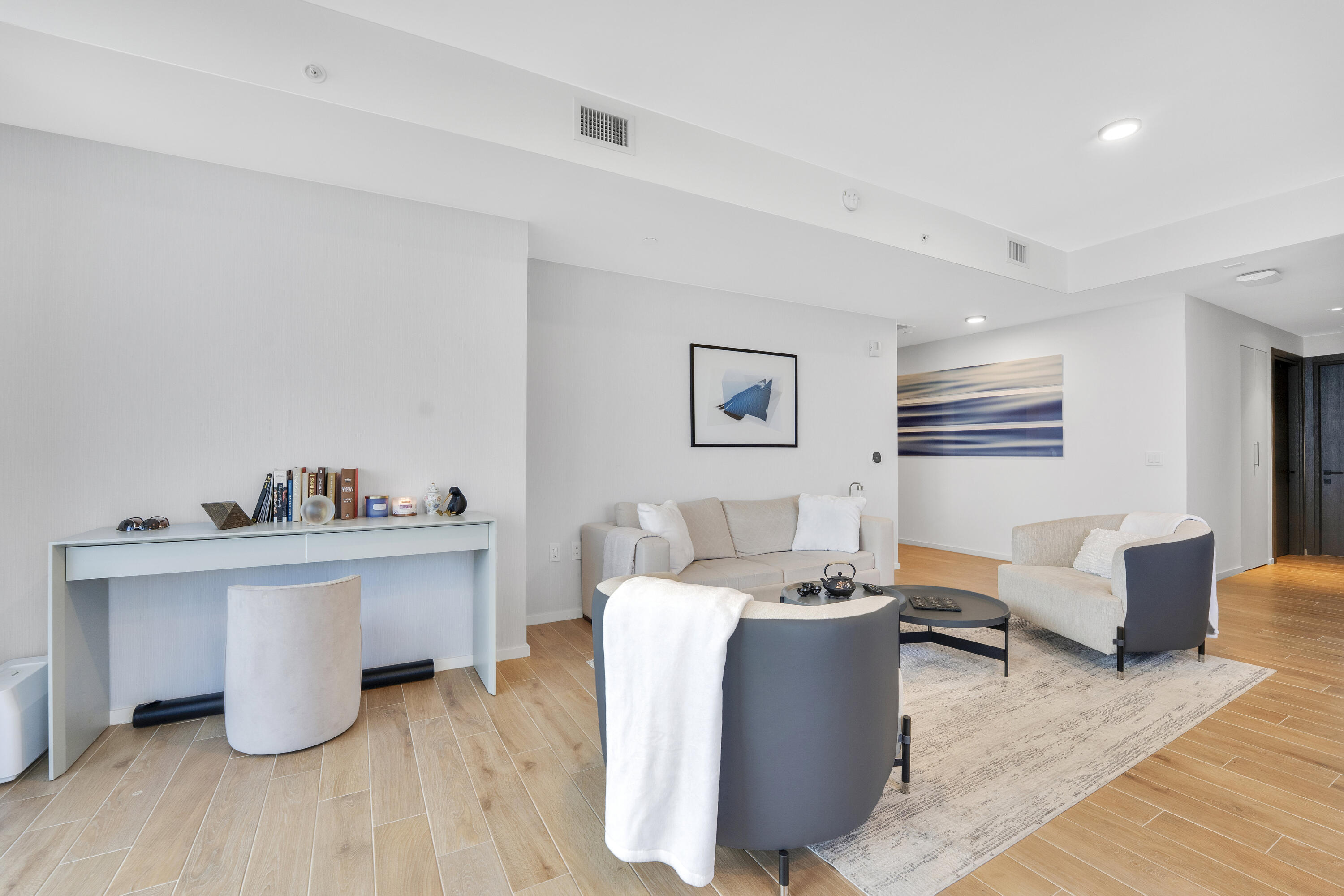 398 NE 5th Street 3709