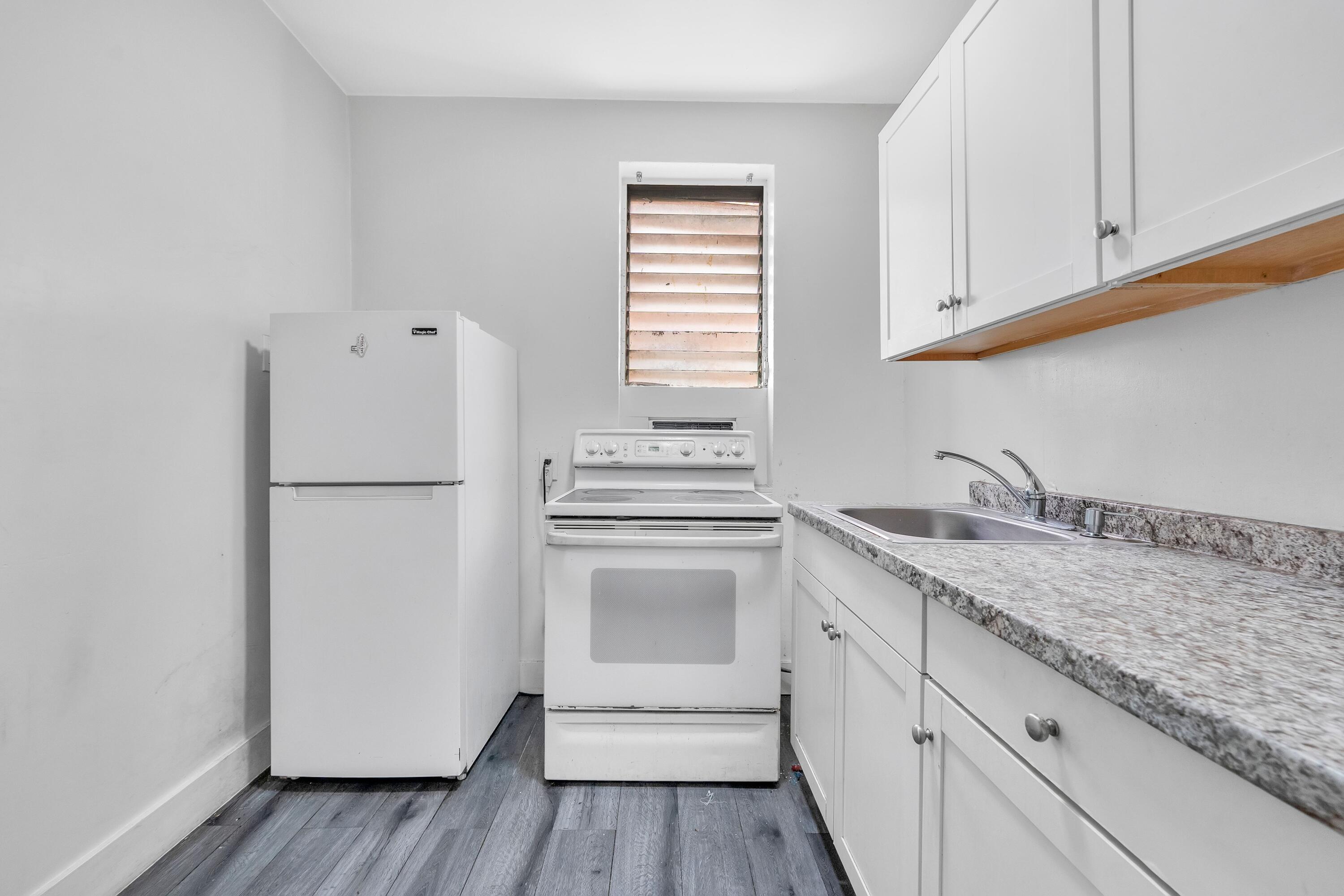 1554 SW 5th Street 5b