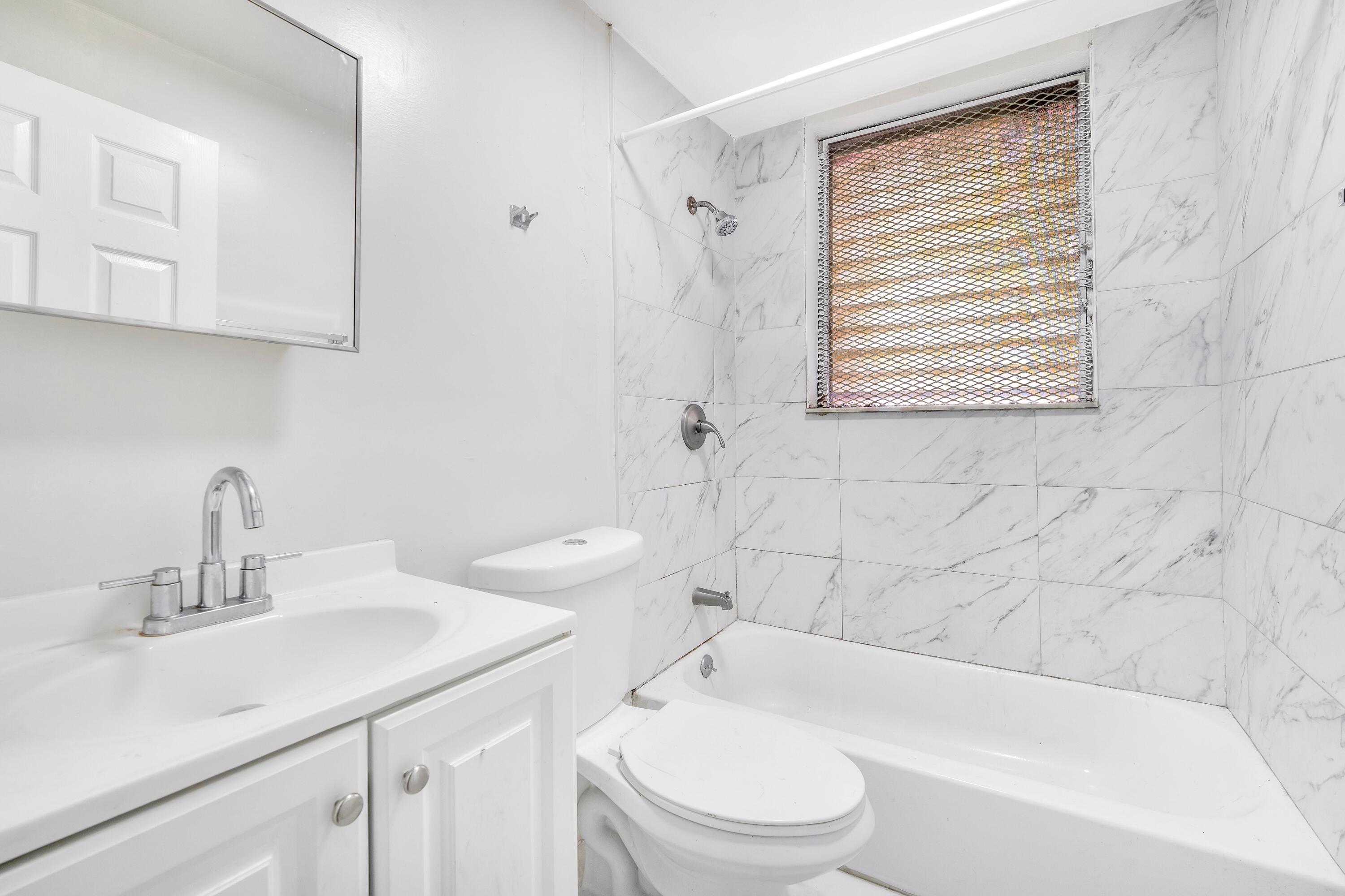 1554 SW 5th Street 5b