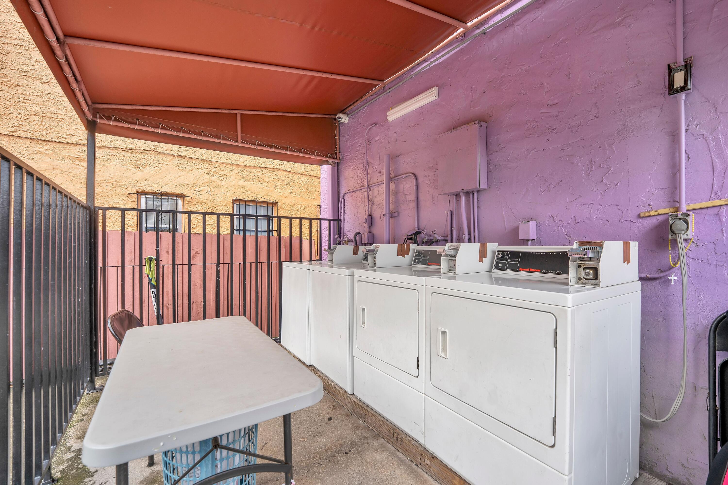 1554 SW 5th Street 11c
