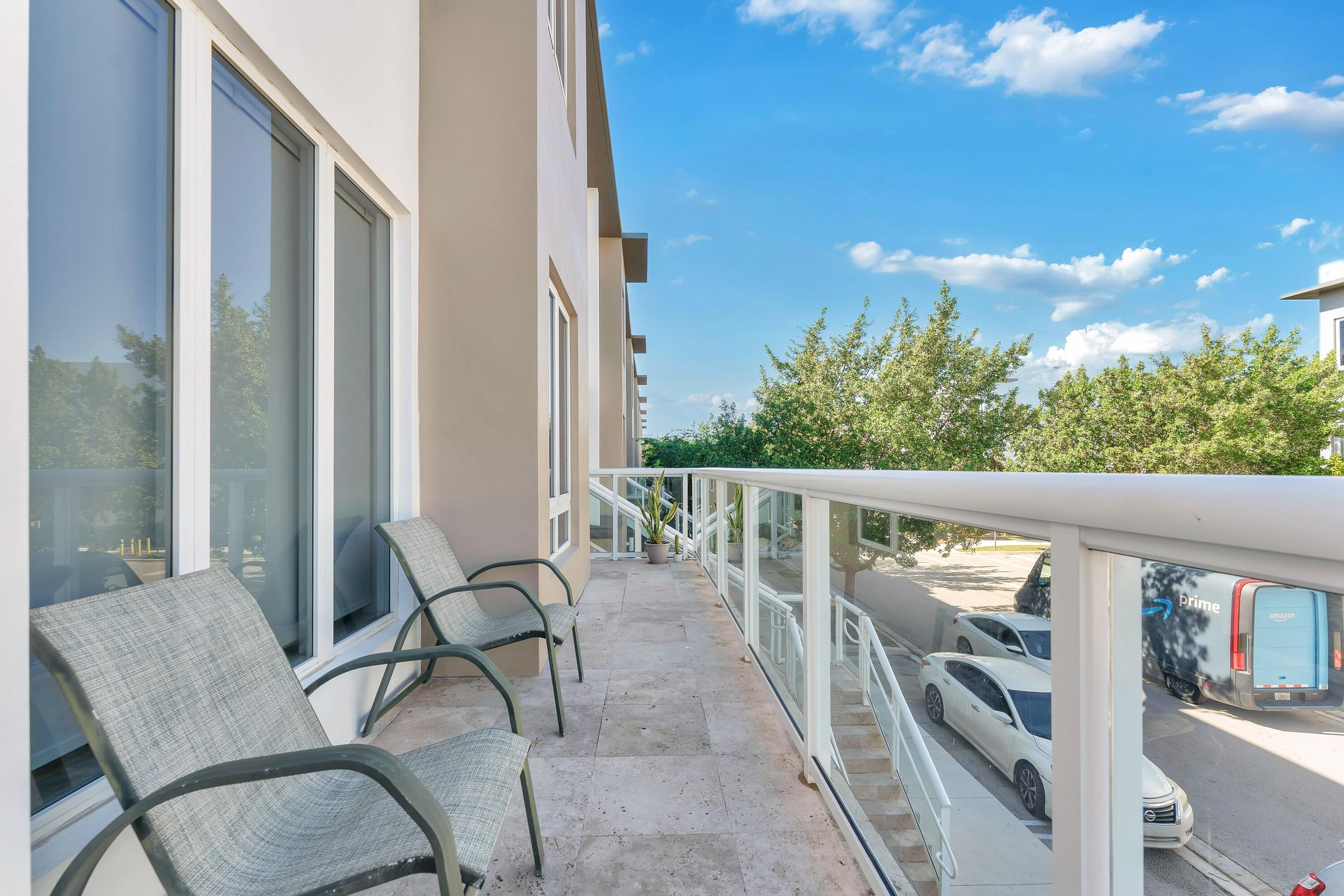 10220 NW 63rd Terrace 207