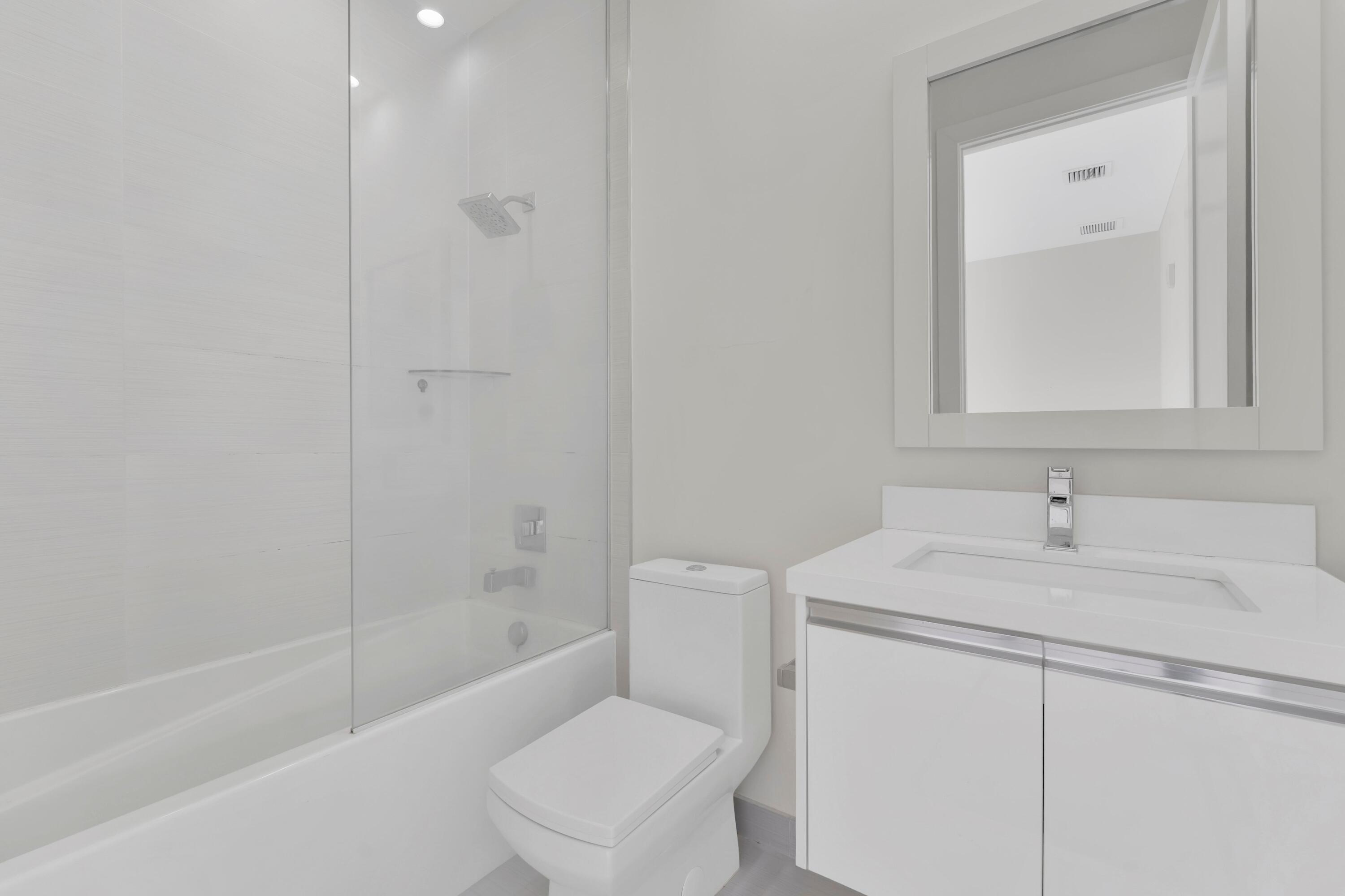 10220 NW 63rd Terrace 207