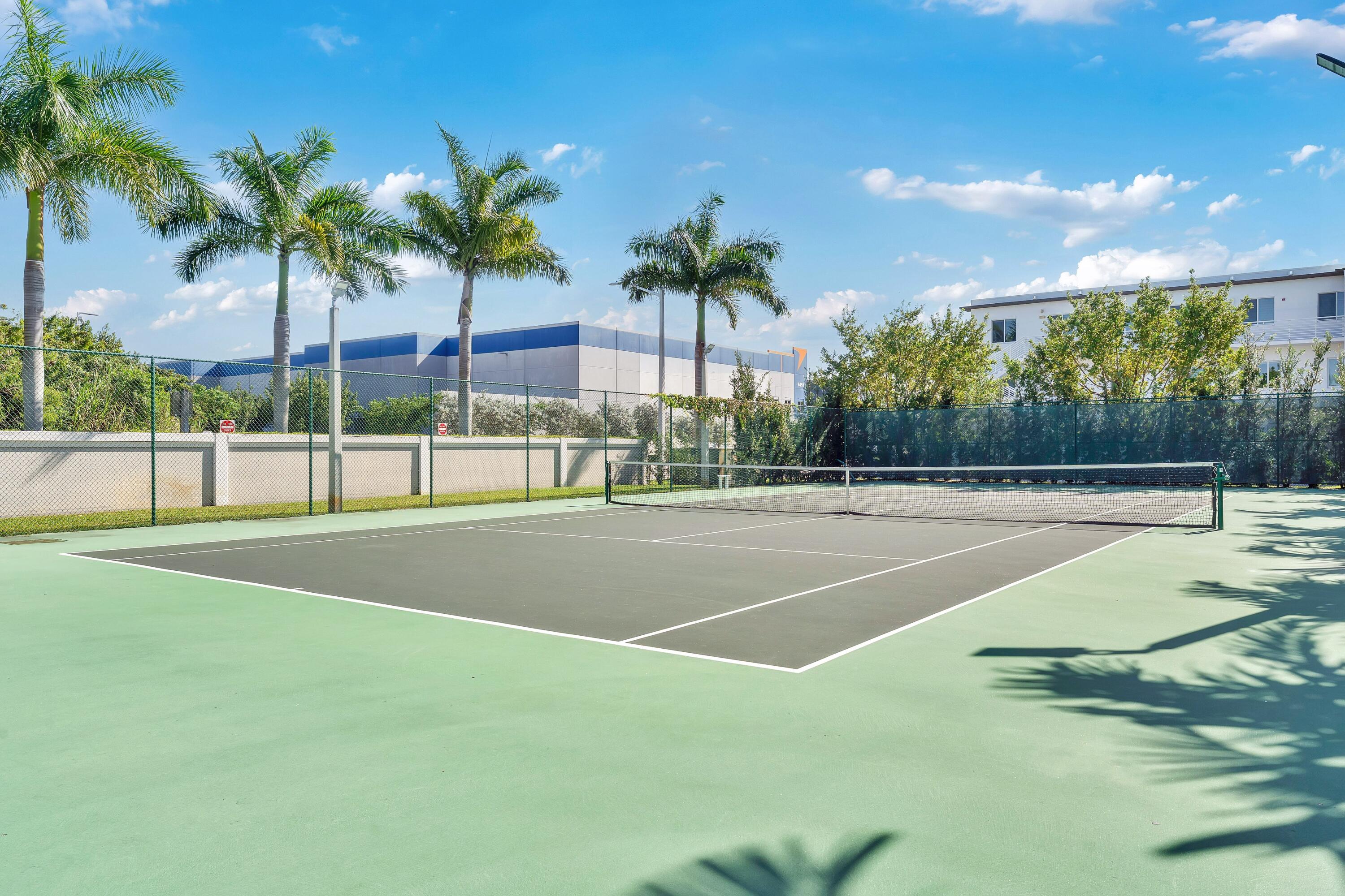 10220 NW 63rd Terrace 207