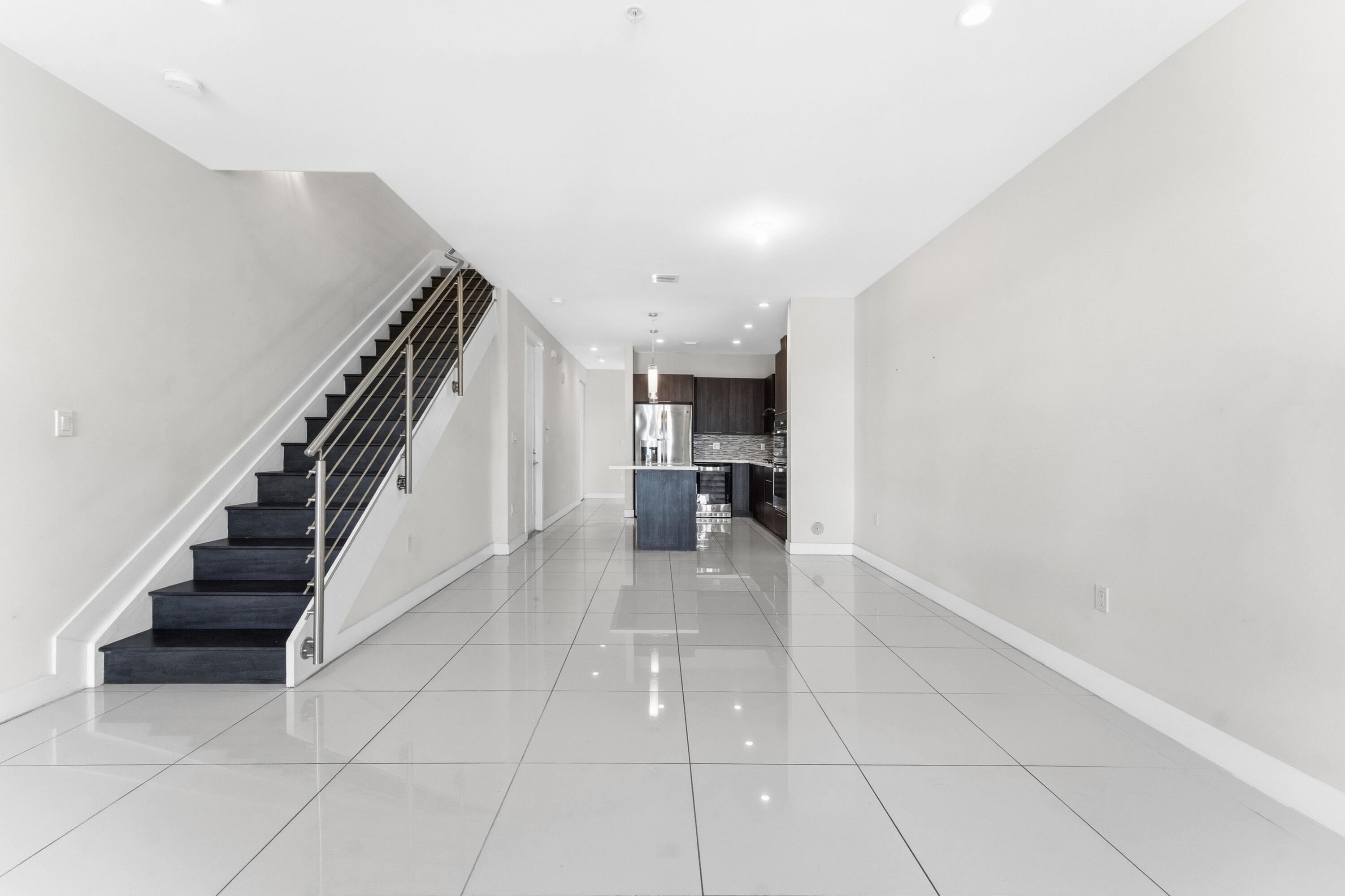 10220 NW 63rd Terrace 207