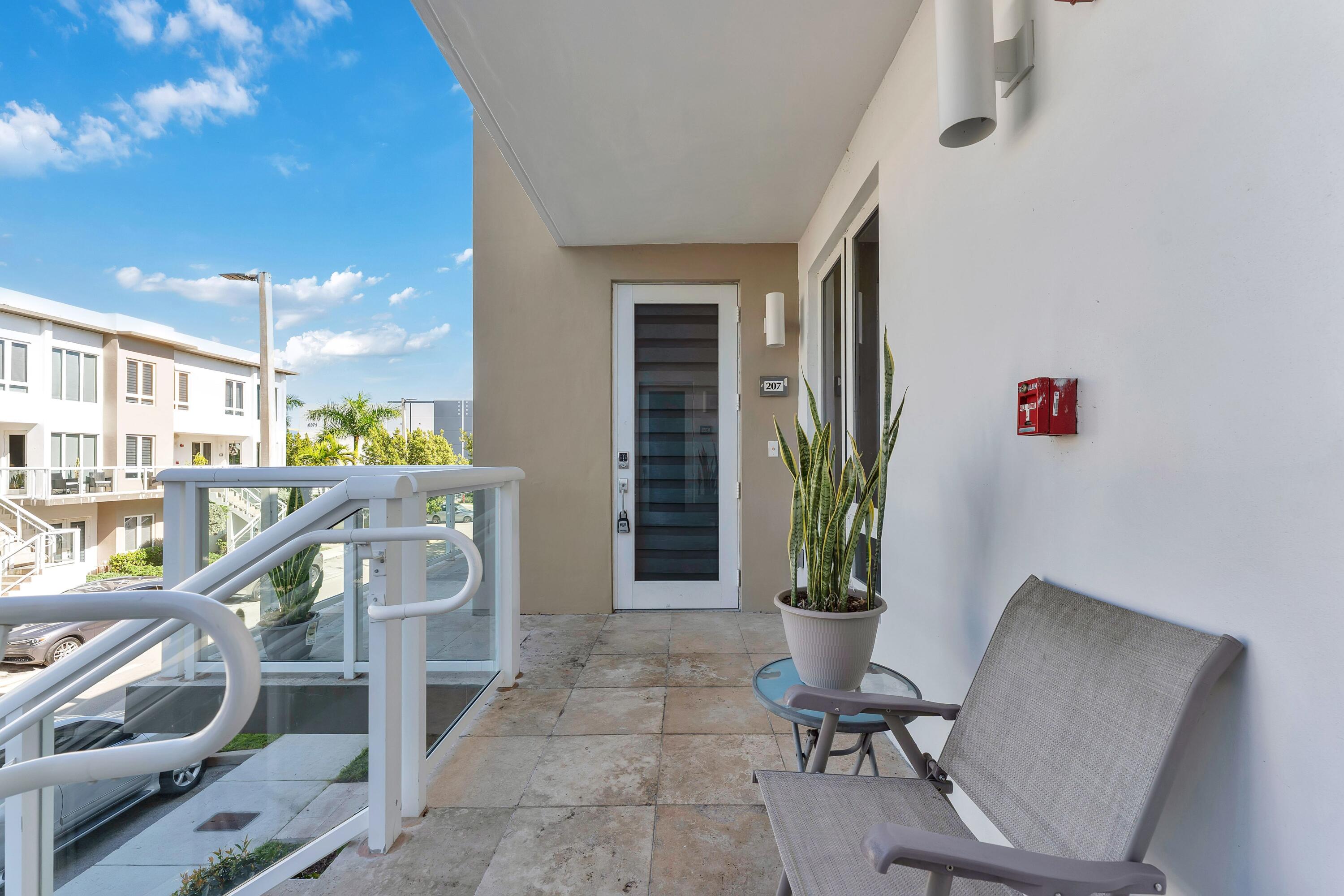 10220 NW 63rd Terrace 207