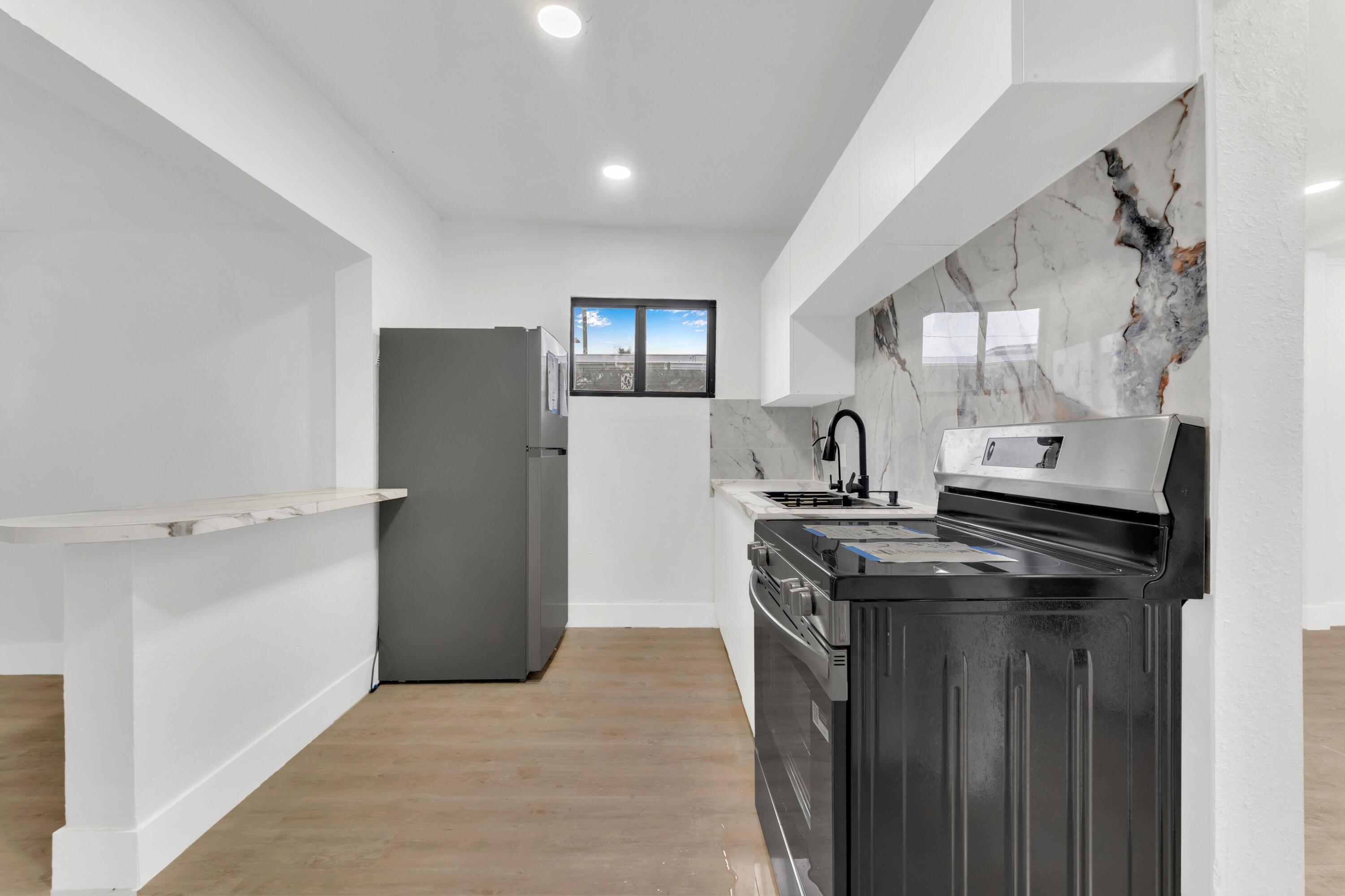 2428 NW 28th Street