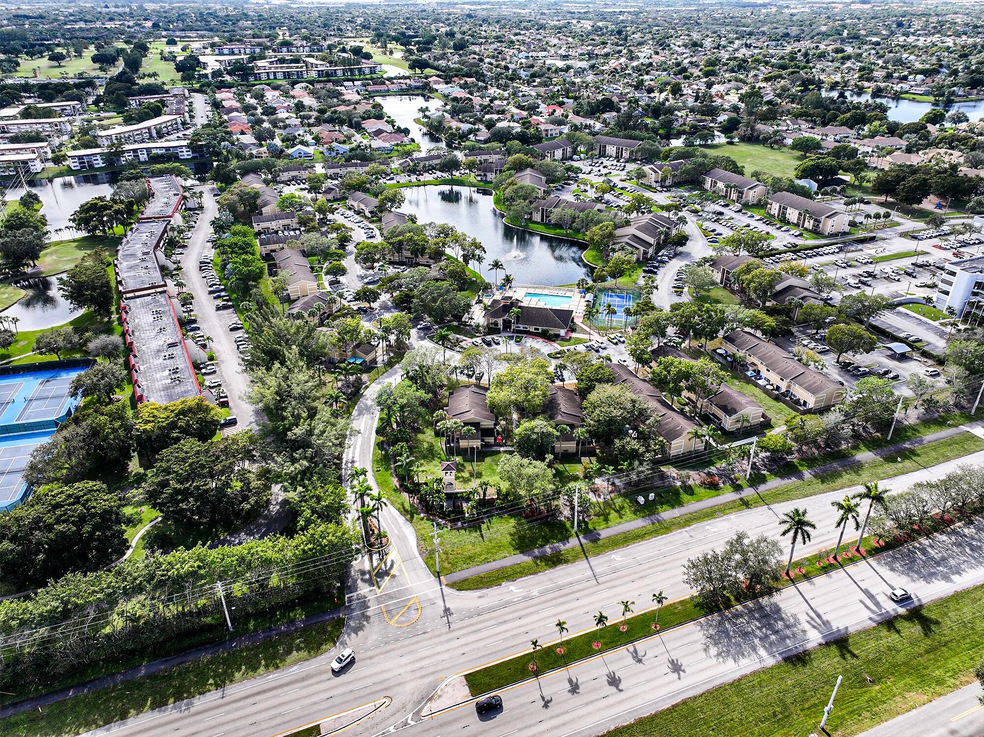 450 Palm Circle 106