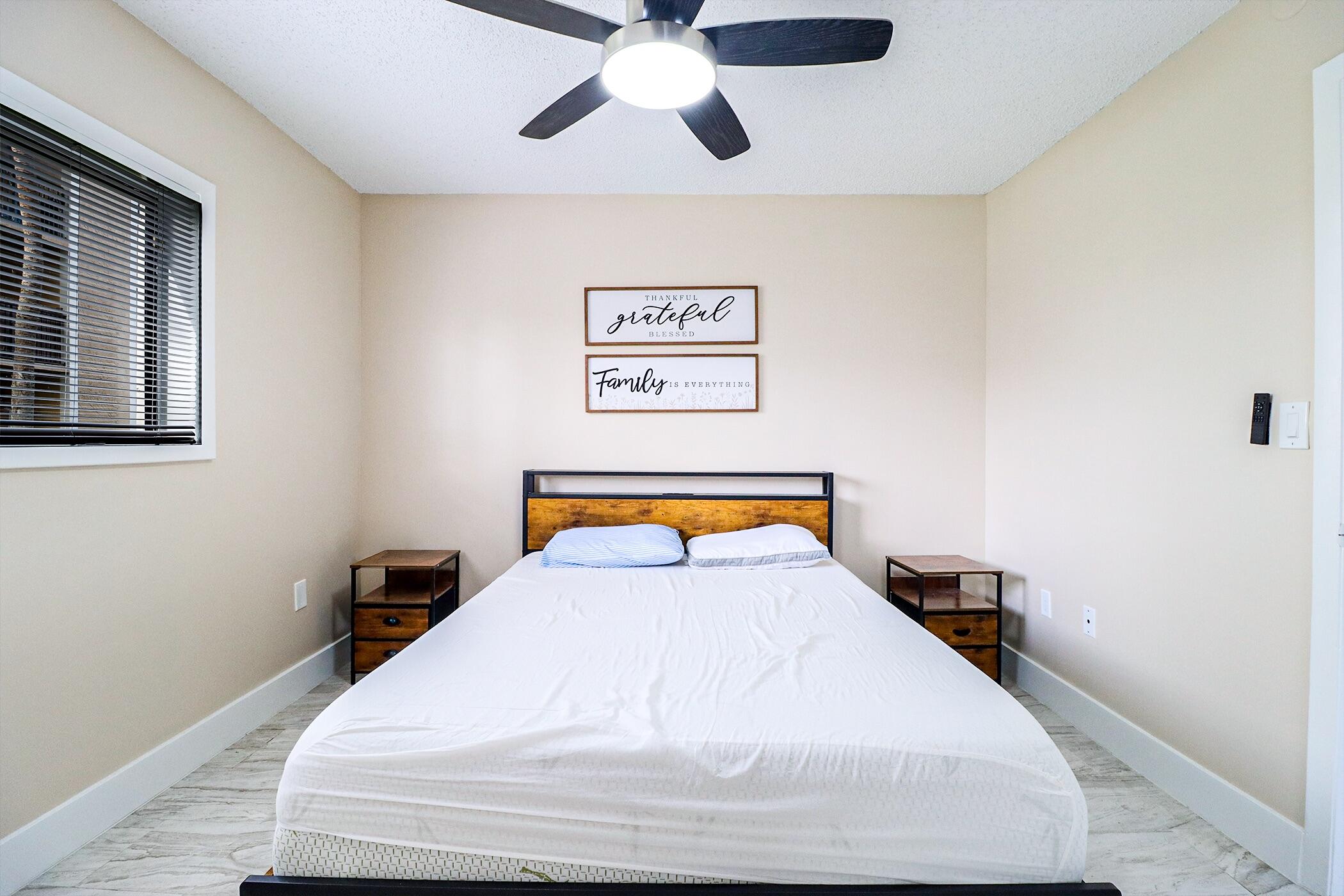 450 Palm Circle 106