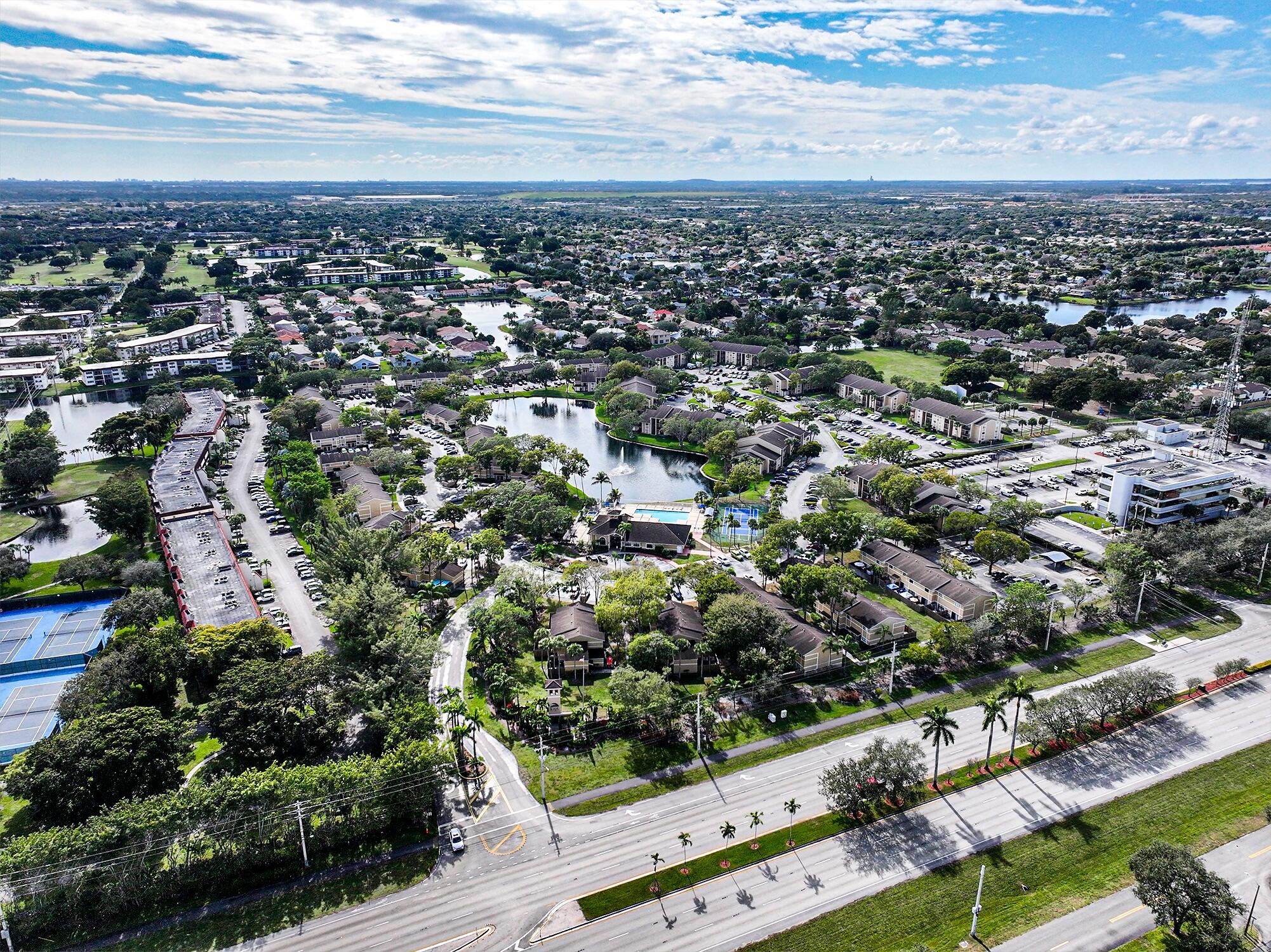 450 Palm Circle 106