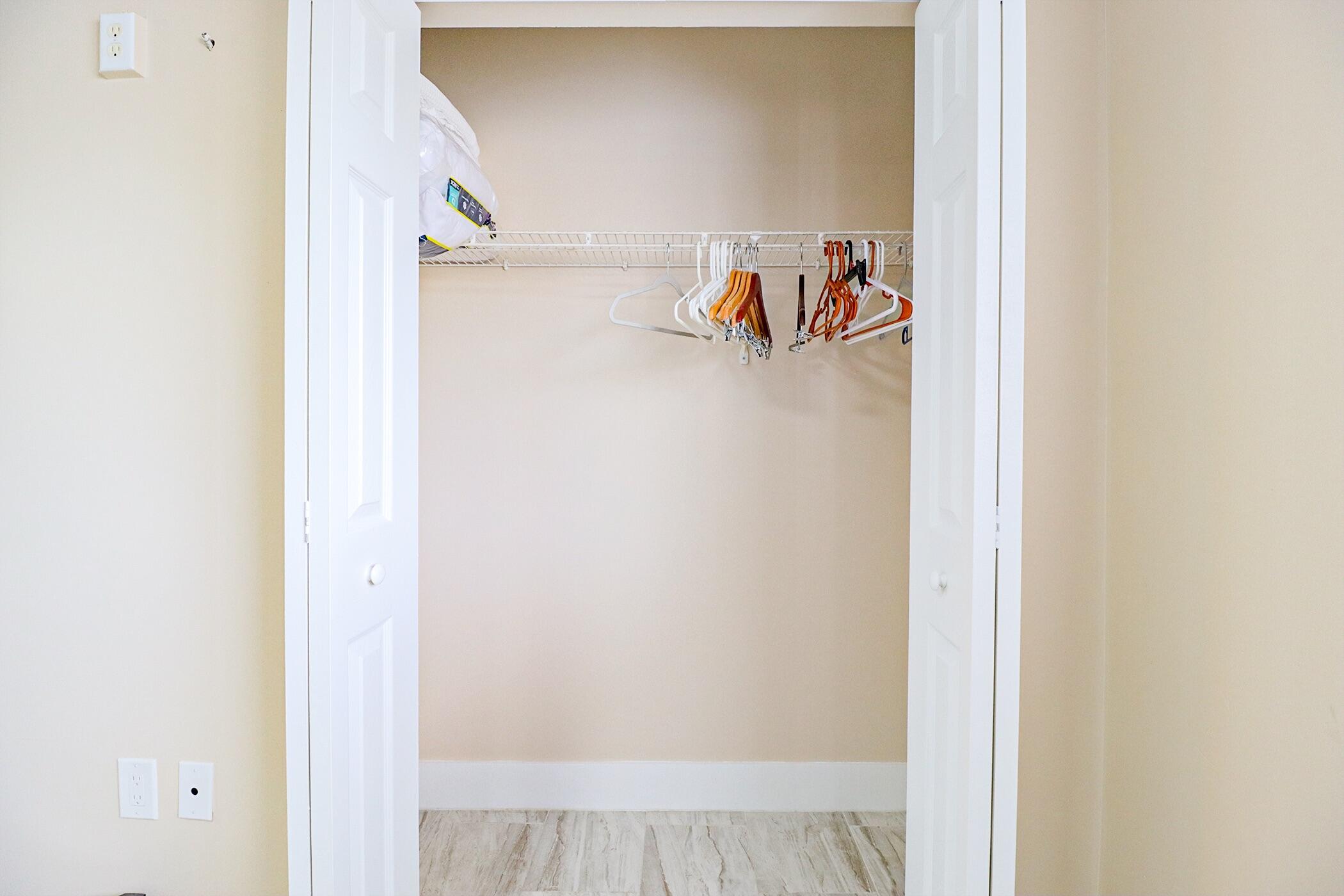 450 Palm Circle 106