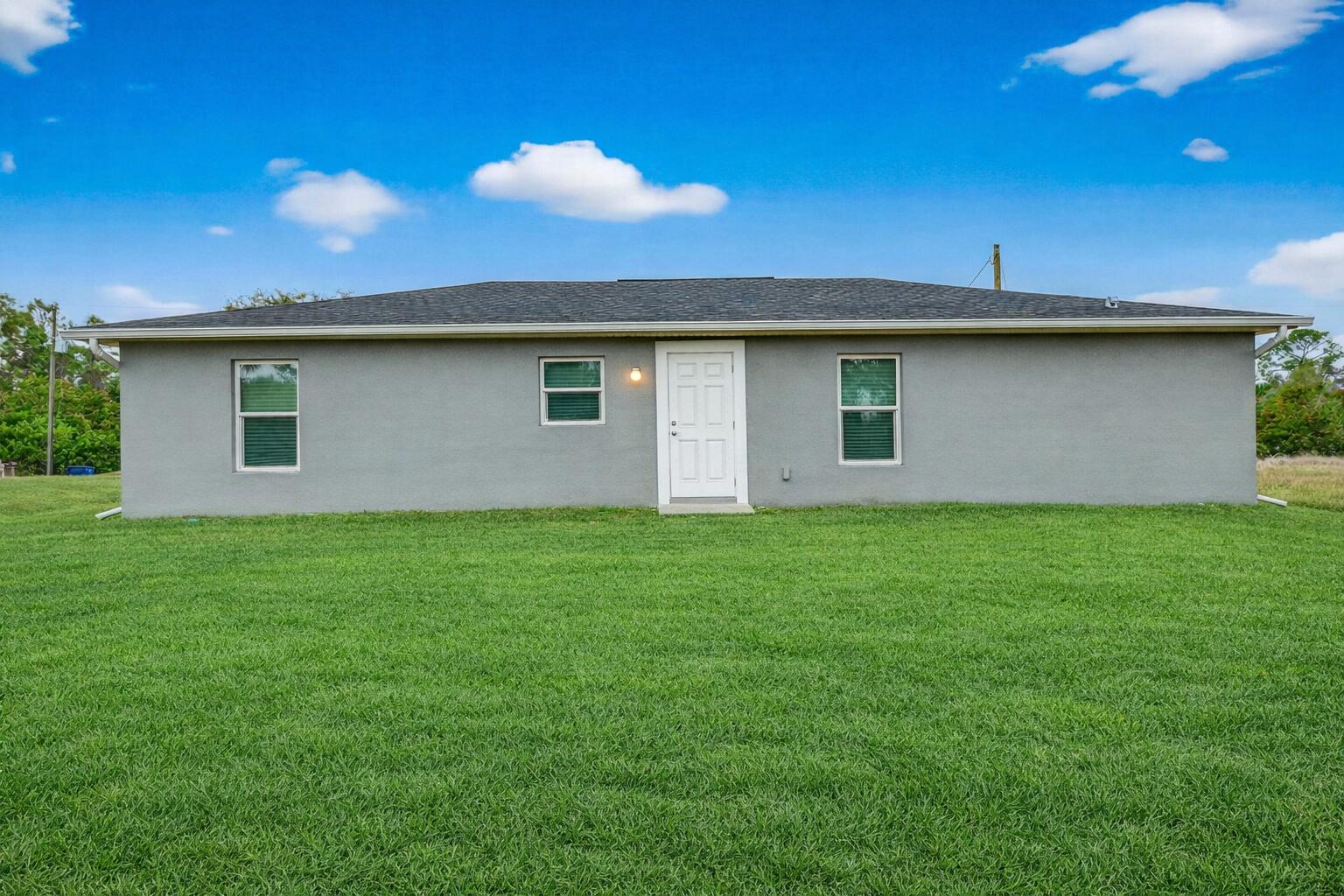 6056 Pecan Circle