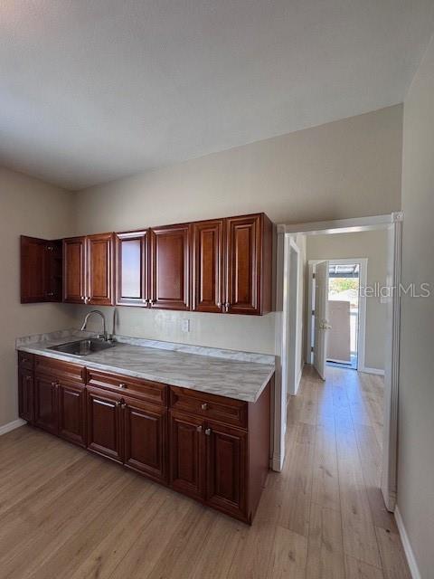 1910 E COLUMBUS DR #C