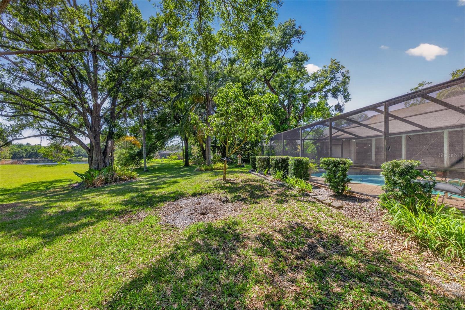 5035 BARROWE DR