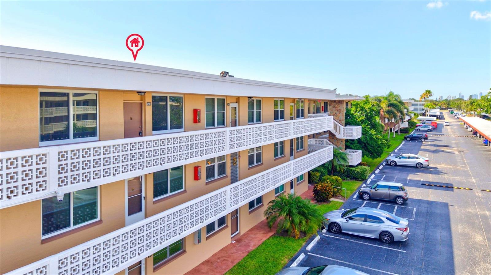 5095 BAY ST NE #310