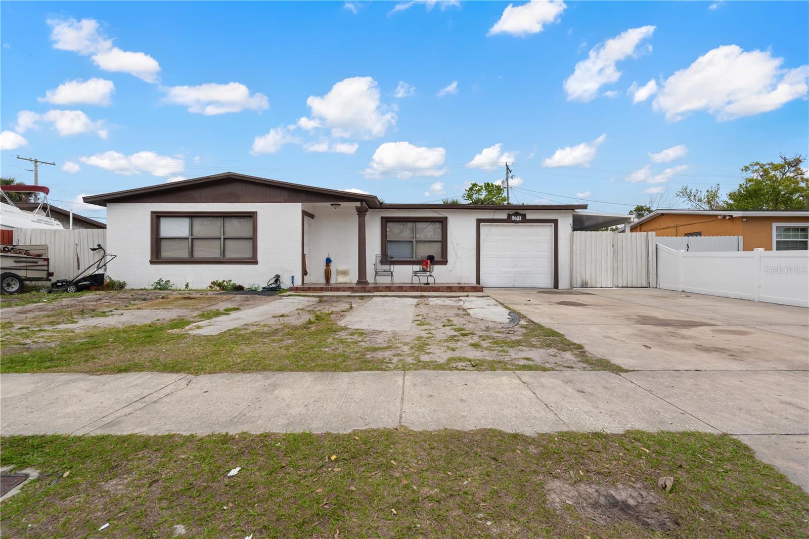 5607 LARIMER DR