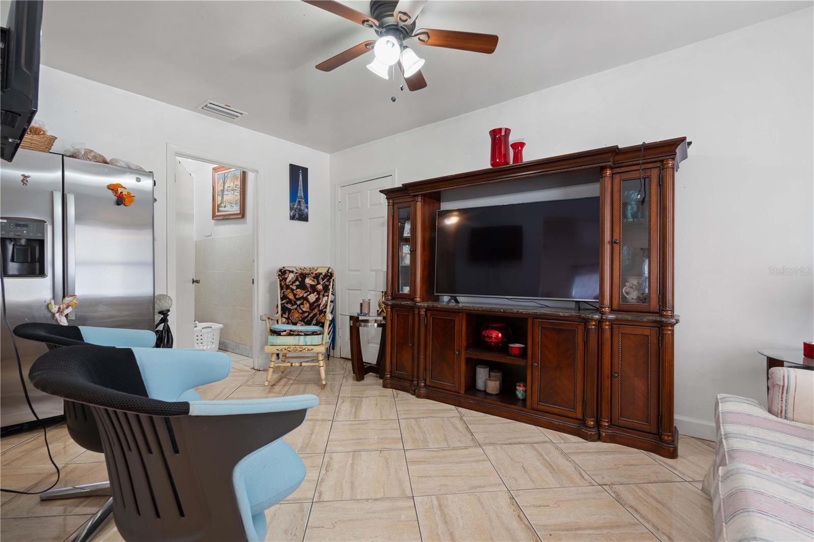 5607 LARIMER DR