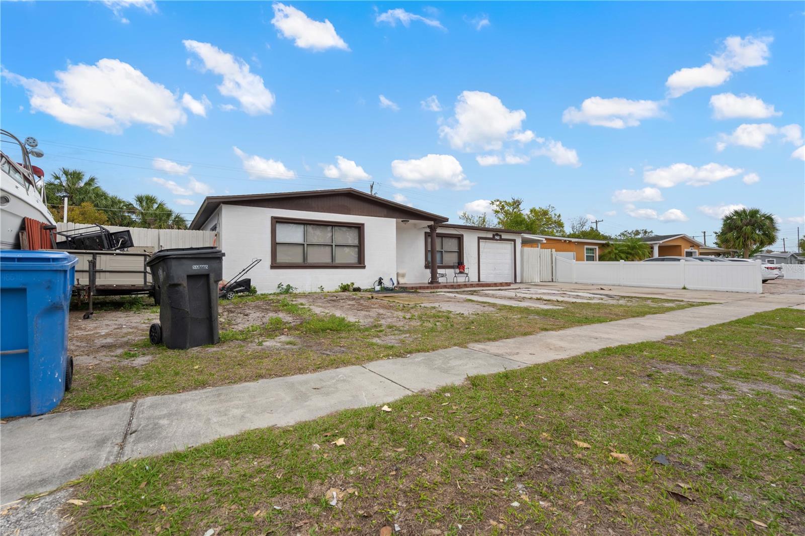 5607 LARIMER DR
