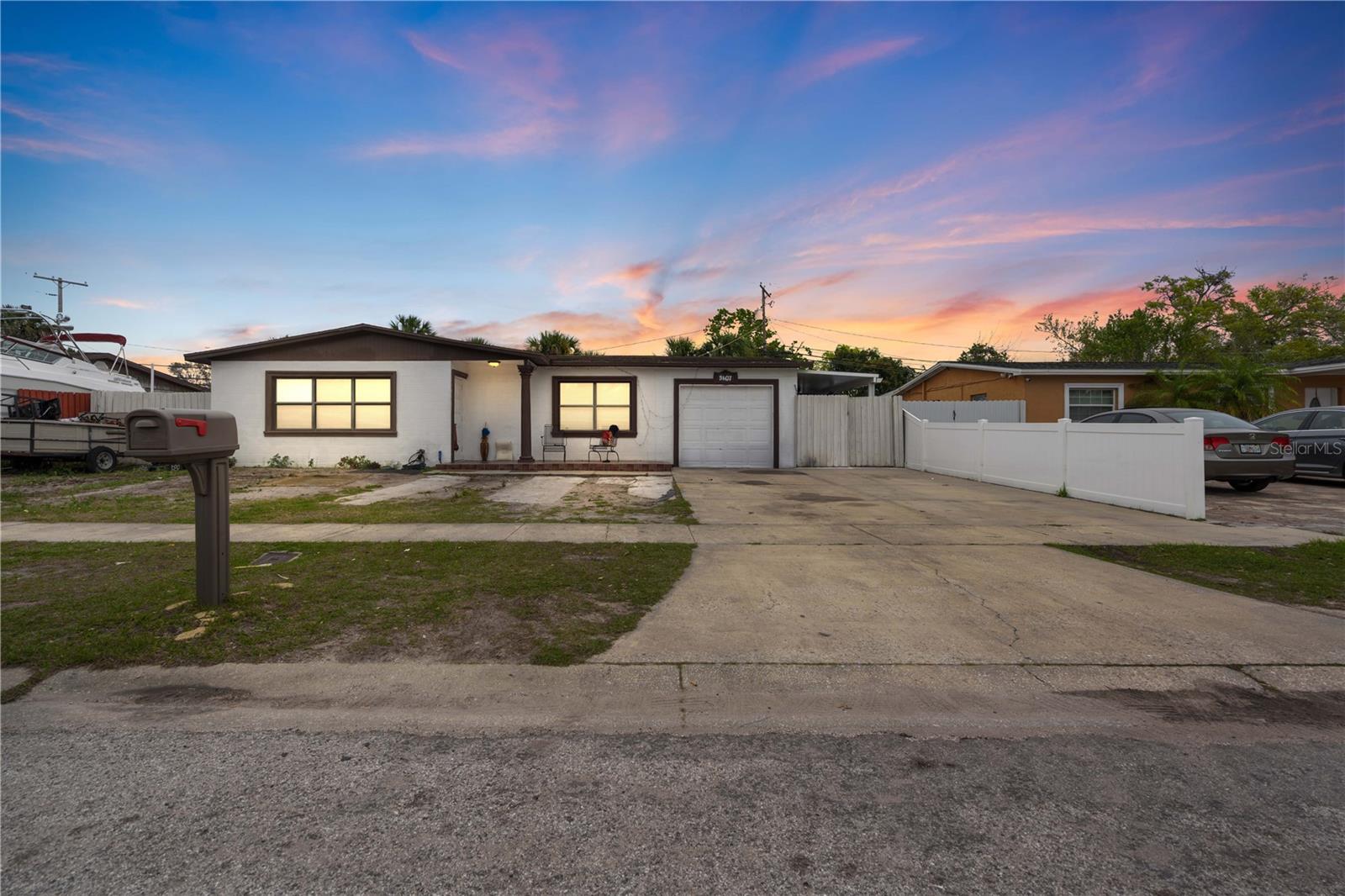 5607 LARIMER DR