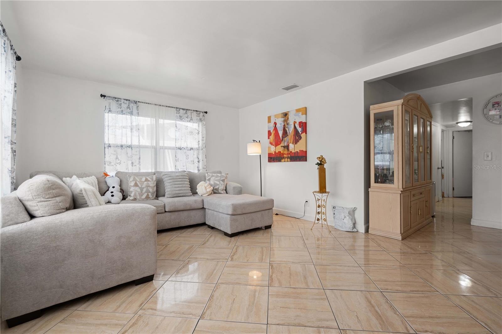 5607 LARIMER DR