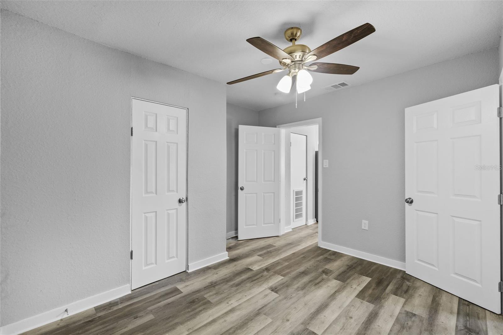 2244 LUCERNE PARK RD