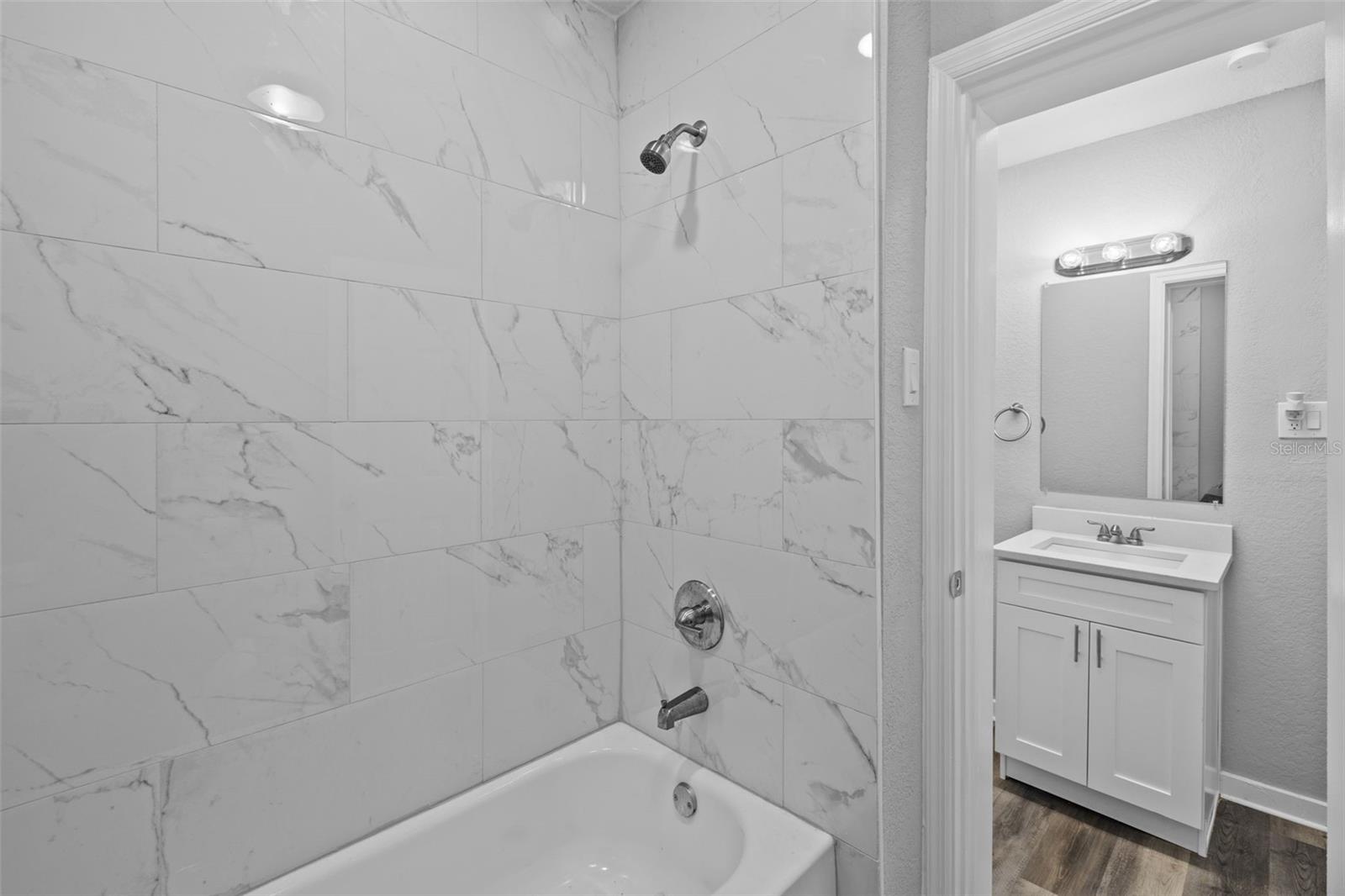 2244 LUCERNE PARK RD