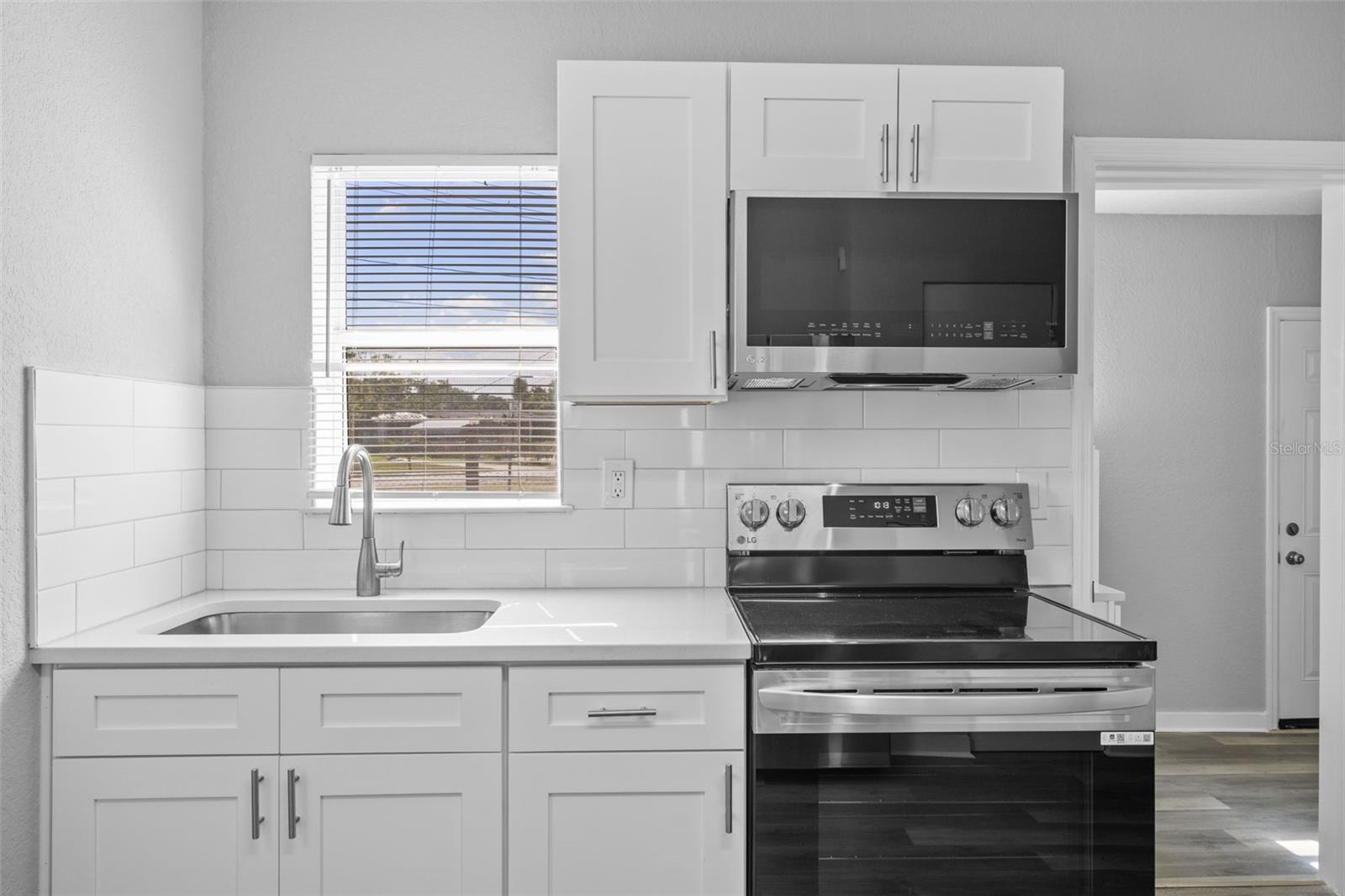 2244 LUCERNE PARK RD