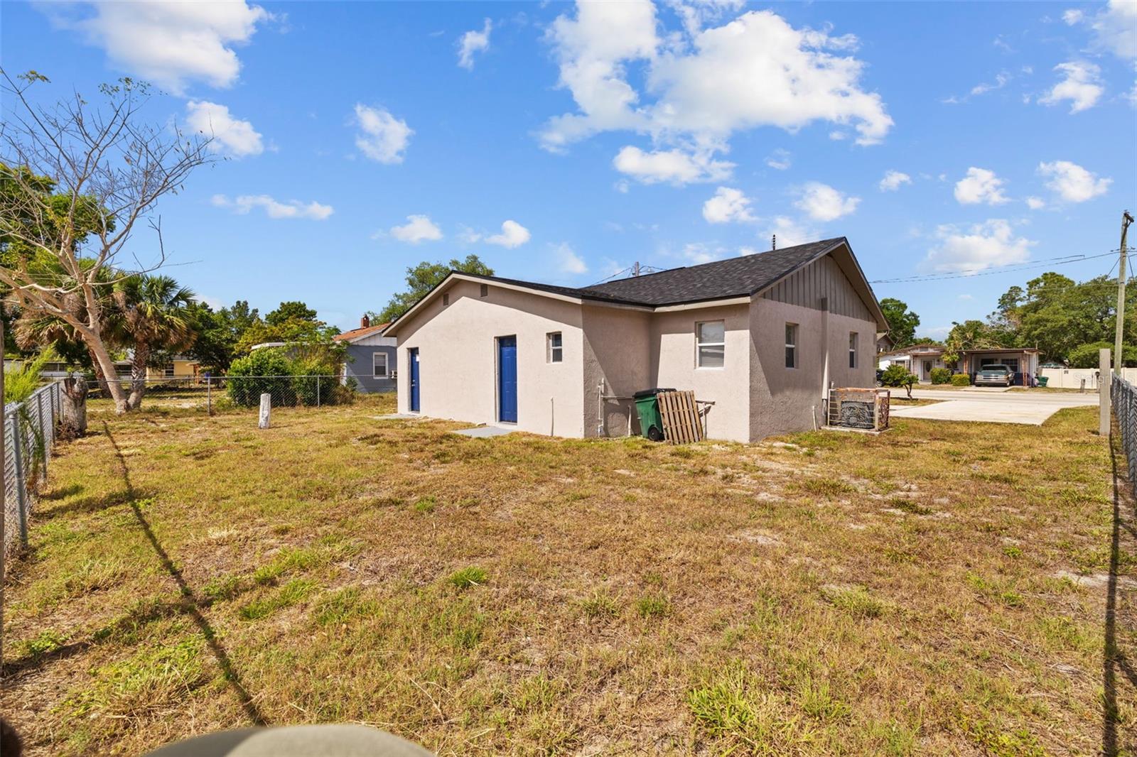 2244 LUCERNE PARK RD